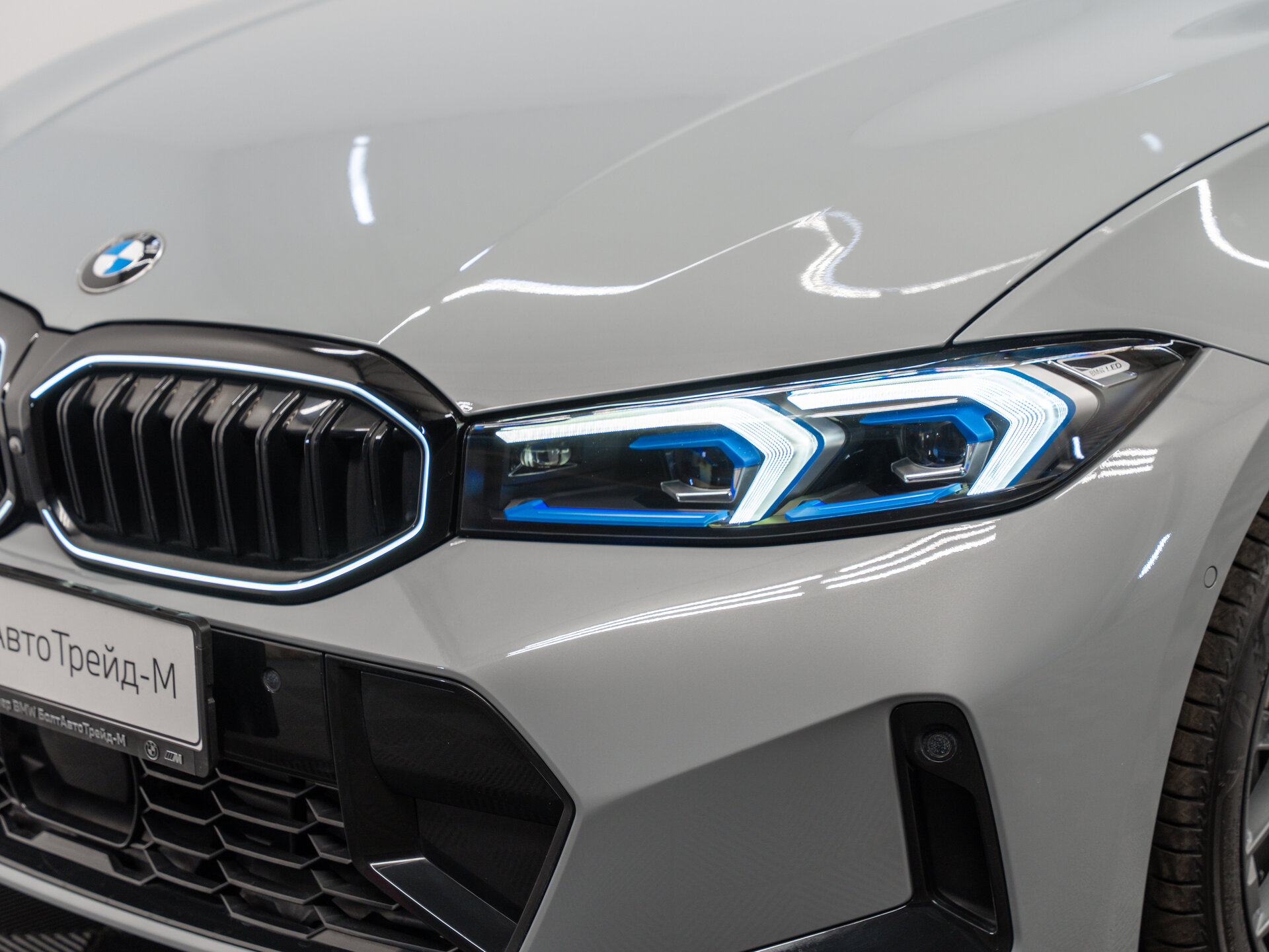 Автомобиль BMW 3 серии 330i 2.0 AT (245 л.с.) - 9