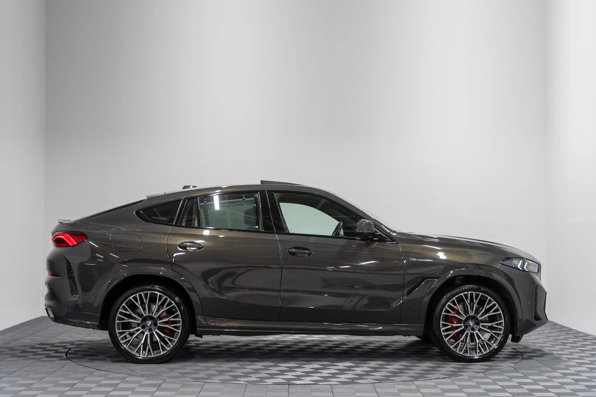Автомобиль BMW X6 30d 3.0d AT (286 л.с.) 4WD - 6
