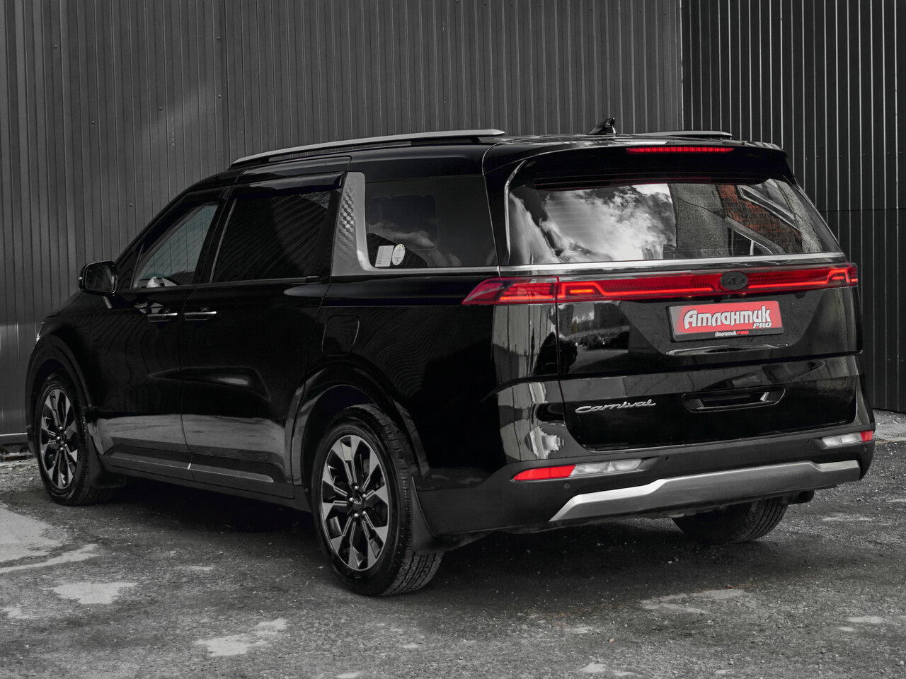 Купить Kia Carnival 2.2d AT (202 л.с.), 2021 в Екатеренбурге