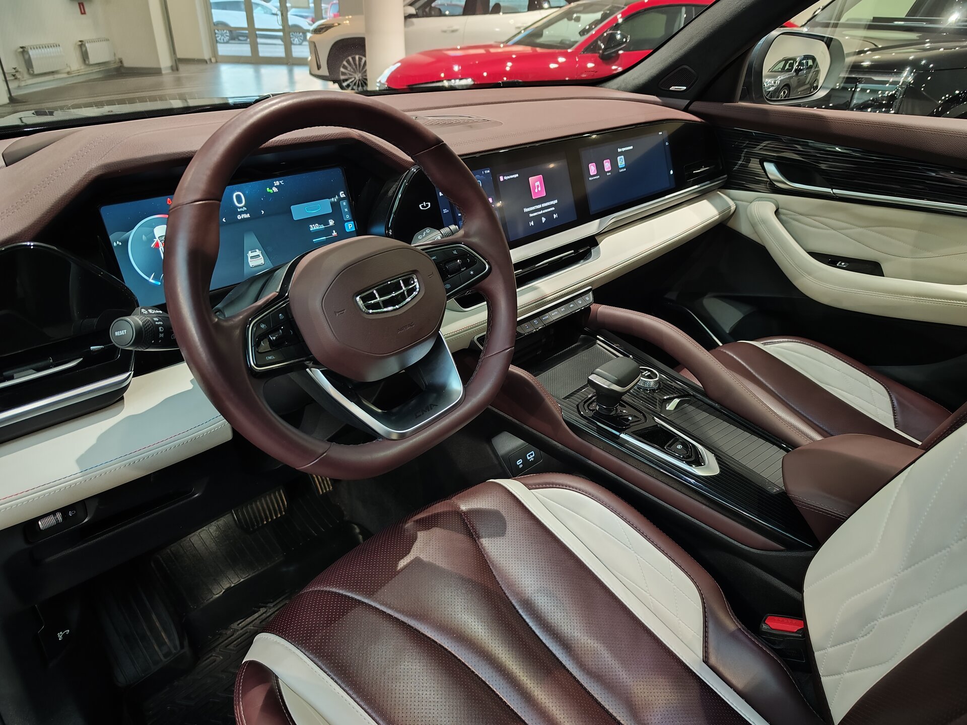 Автомобиль Geely Monjaro 2.0 AT (238 л.с.) 4WD - 7