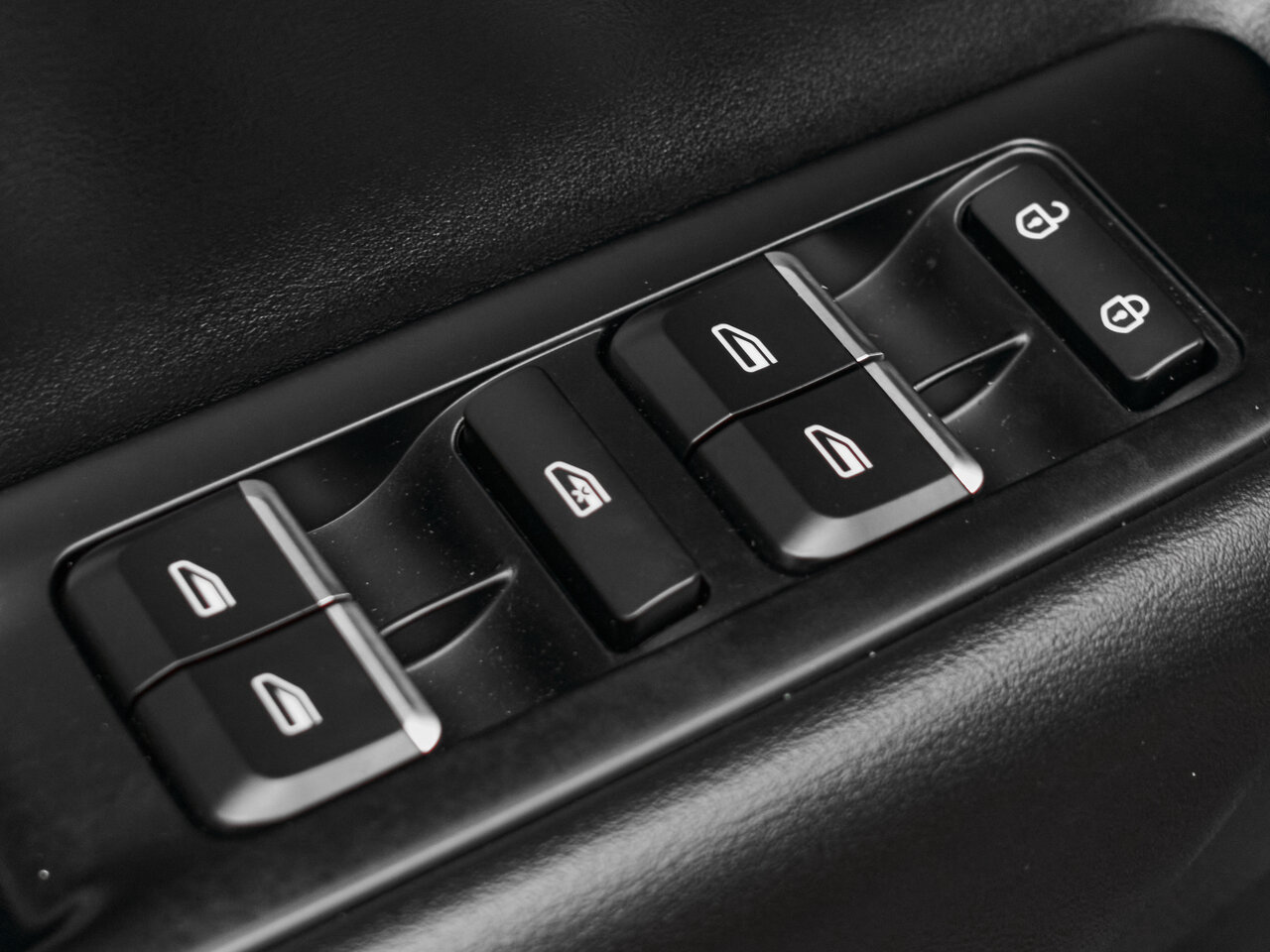 Купить Geely Atlas 2.4 AT (149 л.с.) 4WD, 2021 в Екатеренбурге