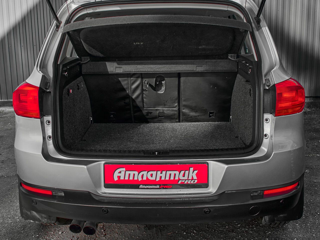Купить Volkswagen Tiguan 2.0 AT (170 л.с.) 4WD, 2011 в Екатеренбурге