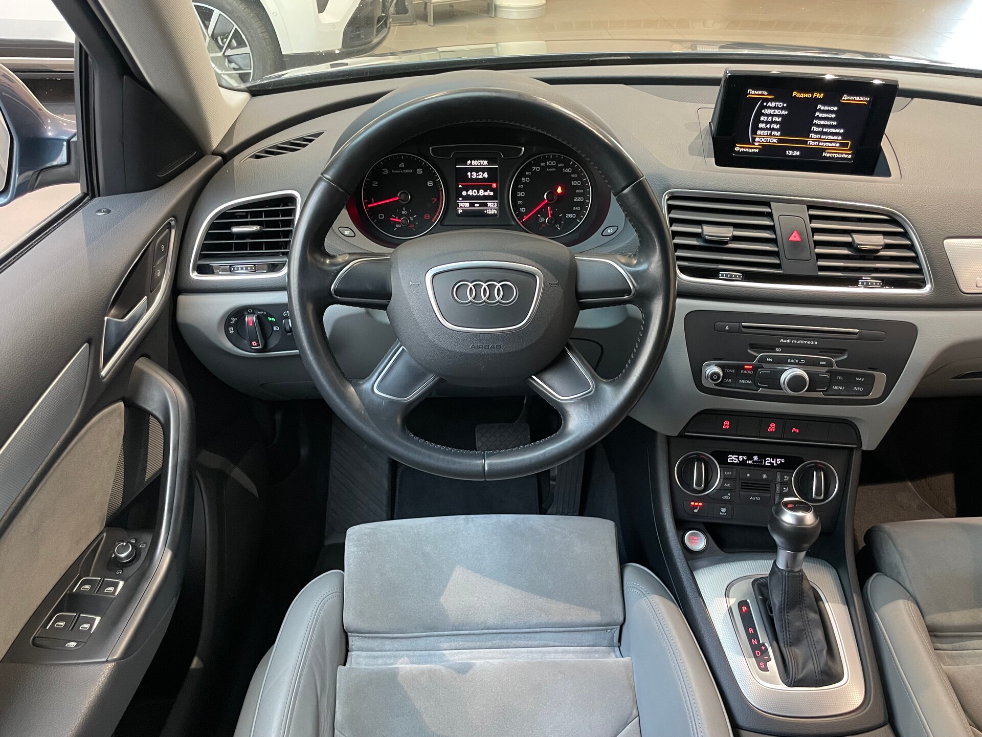 Автомобиль Audi Q3 2.0 AMT (180 л.с.) 4WD - 14