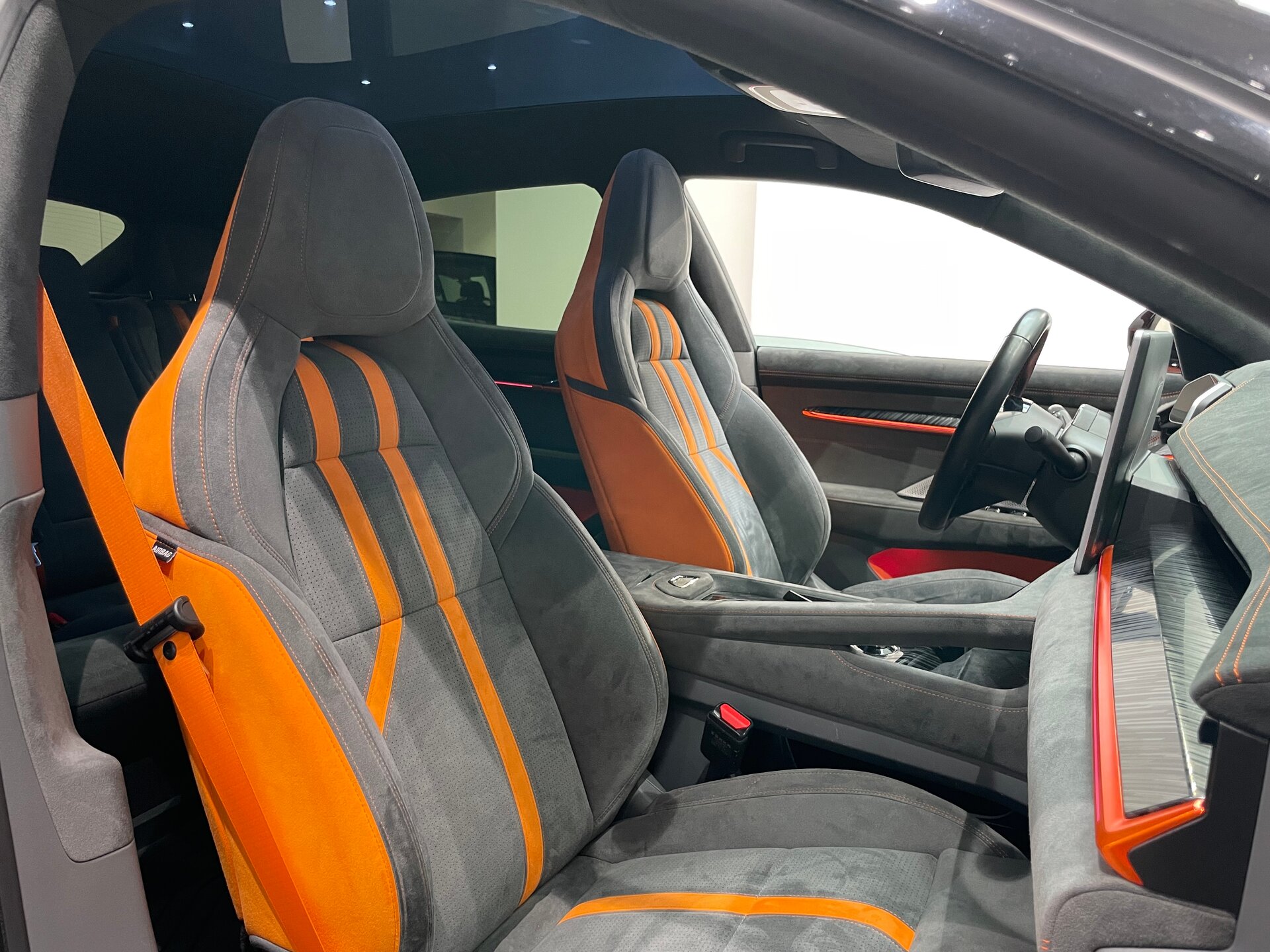 Автомобиль Zeekr 001 100 kWh Electro AT (400 кВт) 4WD - 12
