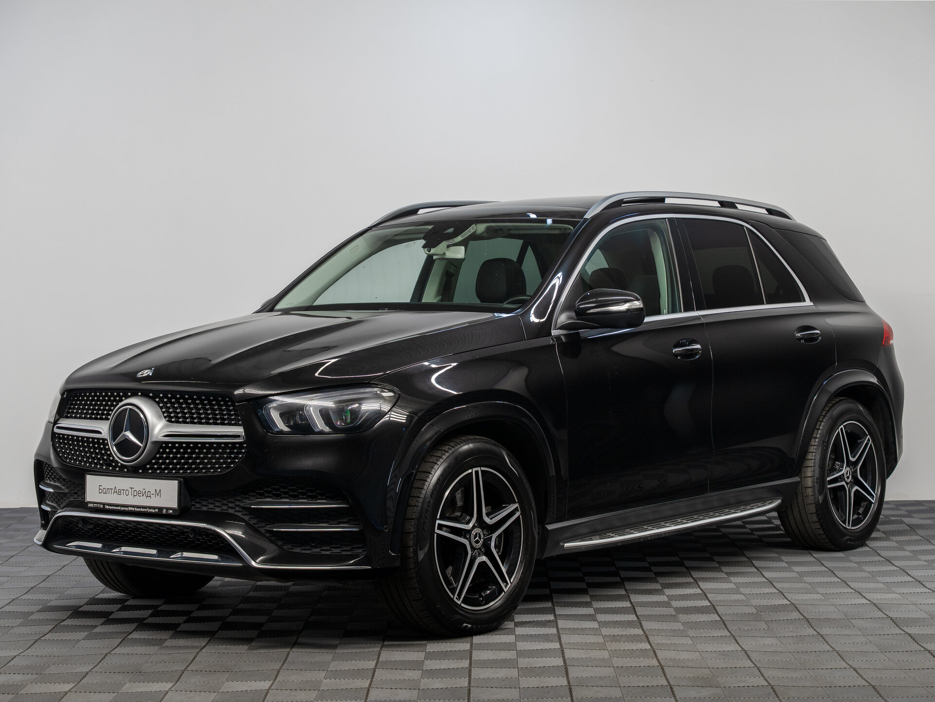 Автомобиль Mercedes-Benz GLE 450 3.0 AT (367 л.с.) 4WD - 1