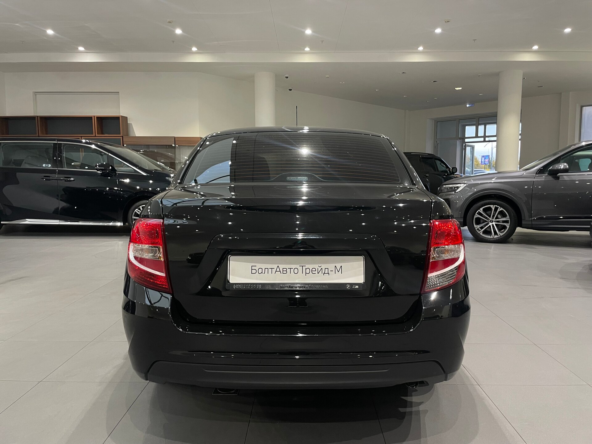 Автомобиль Lada (ВАЗ) Granta 1.6 MT (90 л.с.) - 5