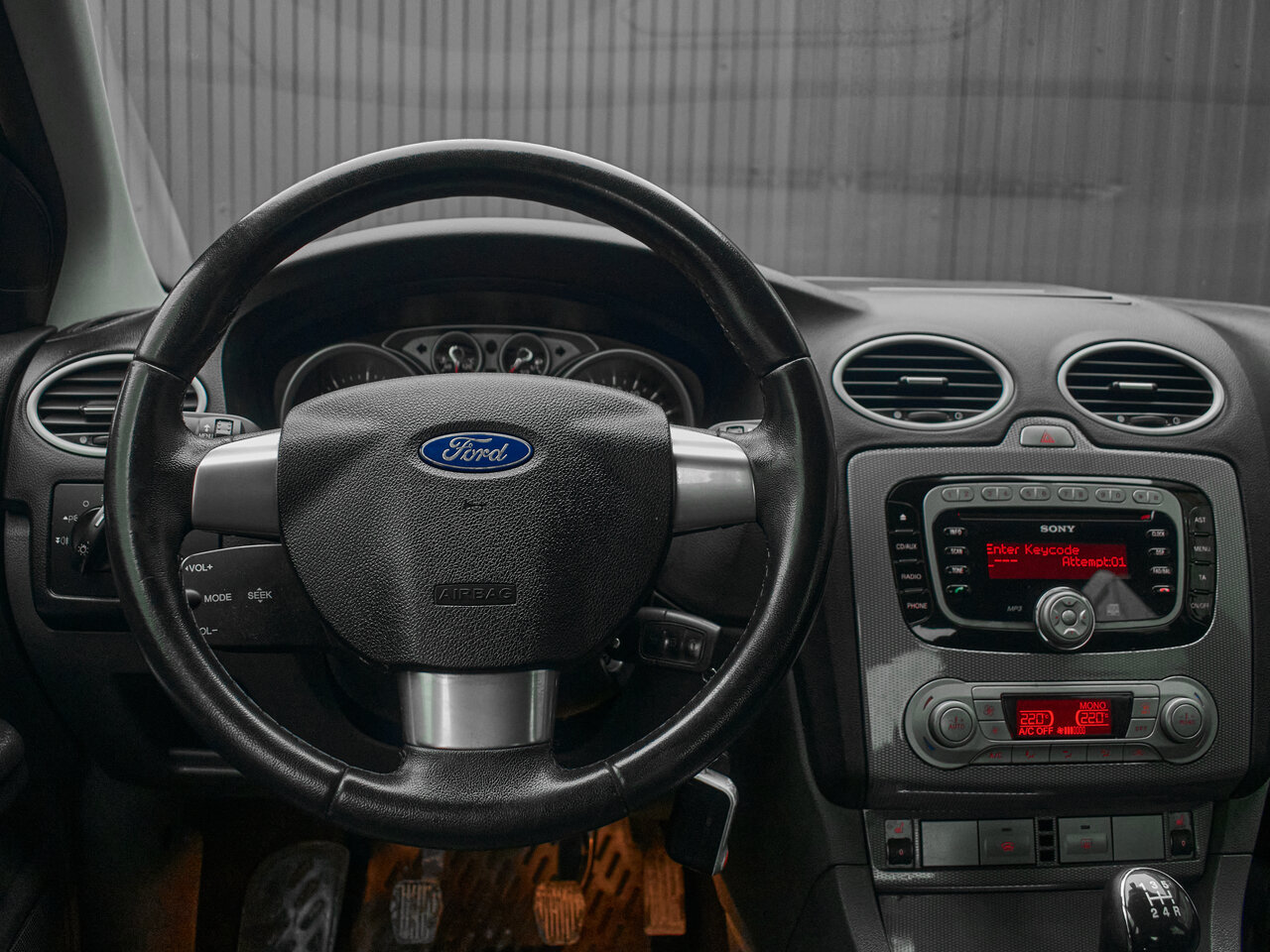 Купить Ford Focus 1.8 MT (125 л.с.), 2011 в Екатеренбурге