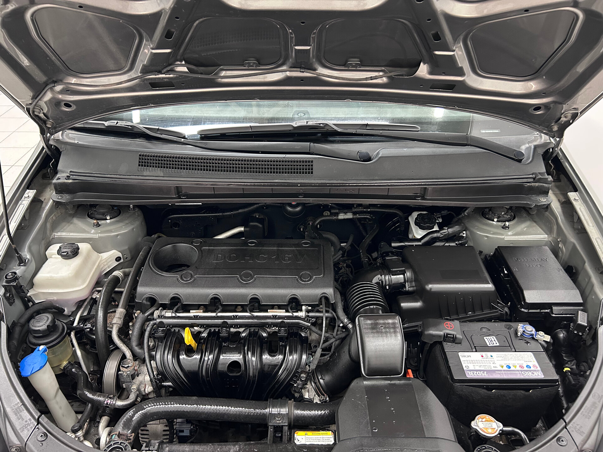 Kia Carens 2011 26