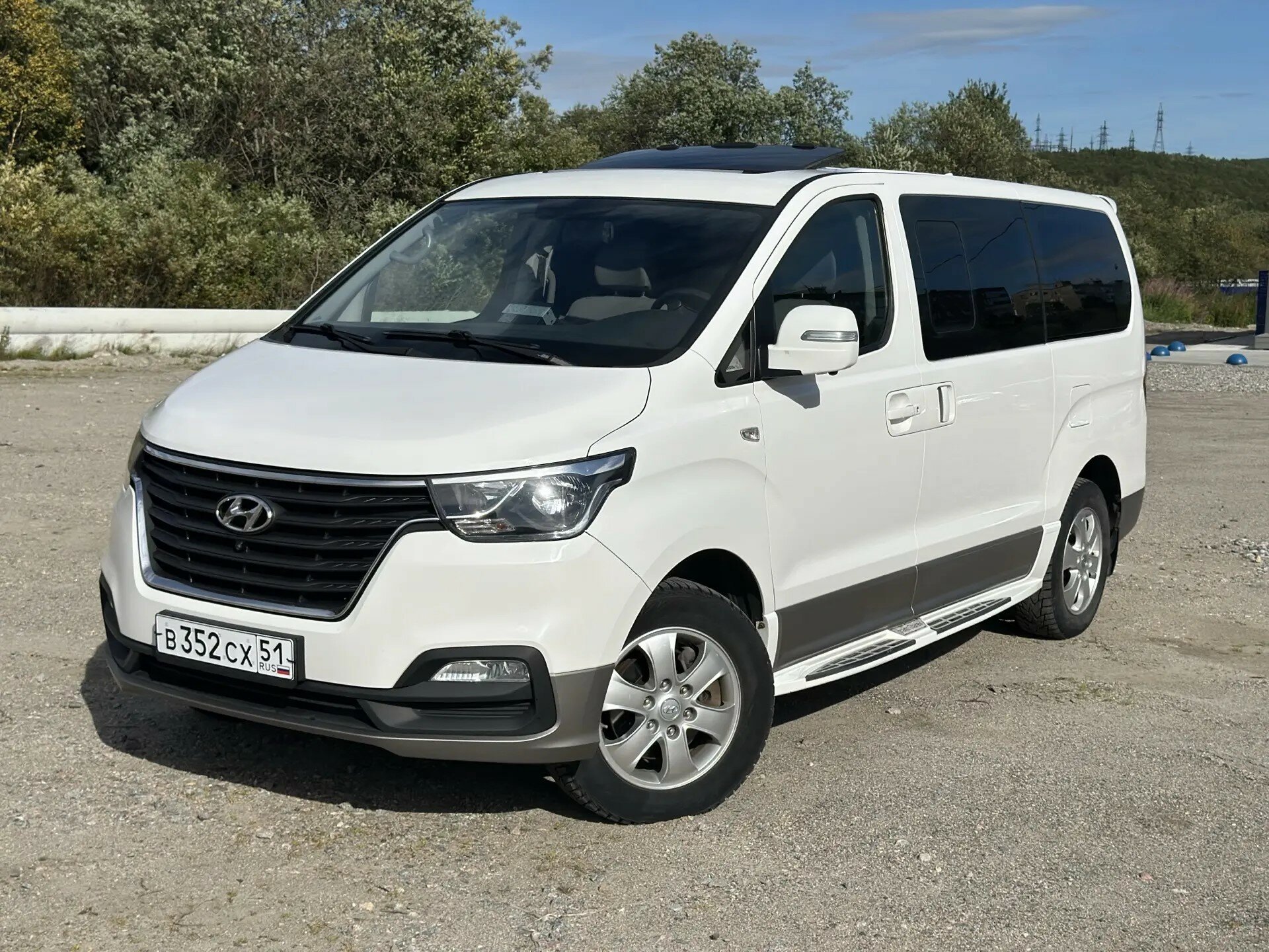 Hyundai Grand Starex 2.5d AT (145 л.с.) 4WD 2019