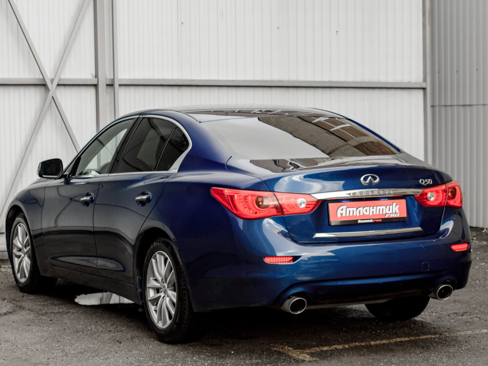 Купить Infiniti Q50 2.0 AT (211 л.с.), 2016 в Екатеренбурге