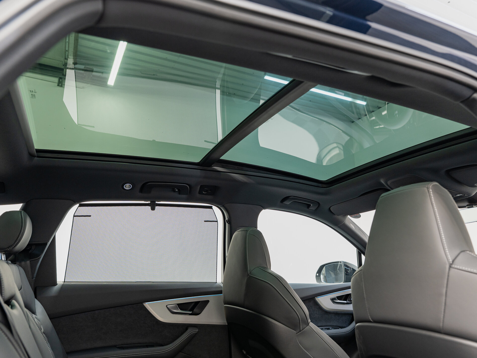 Автомобиль Audi Q7 50 TDI 3.0d AT (286 л.с.) 4WD - 20