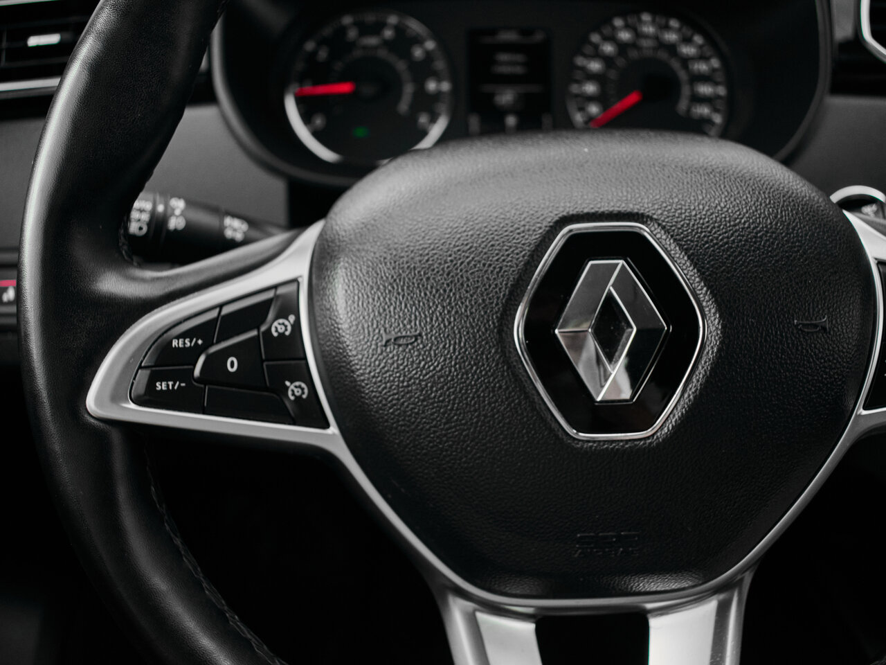 Купить Renault Arkana 1.3 CVT (150 л.с.) 4WD, 2019 в Екатеренбурге