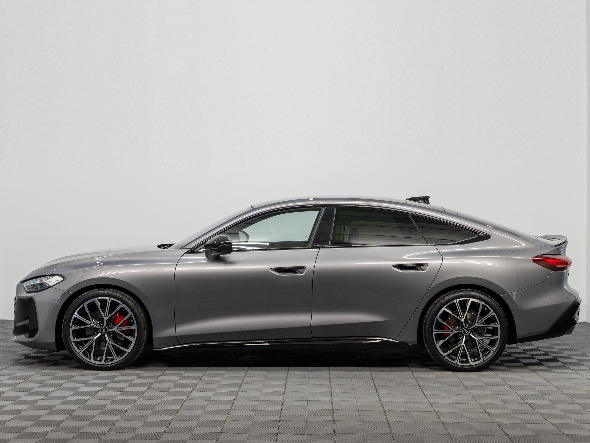 Автомобиль Audi A5 L Sportback 2.0 AMT (204 л.с.) 4WD - 8