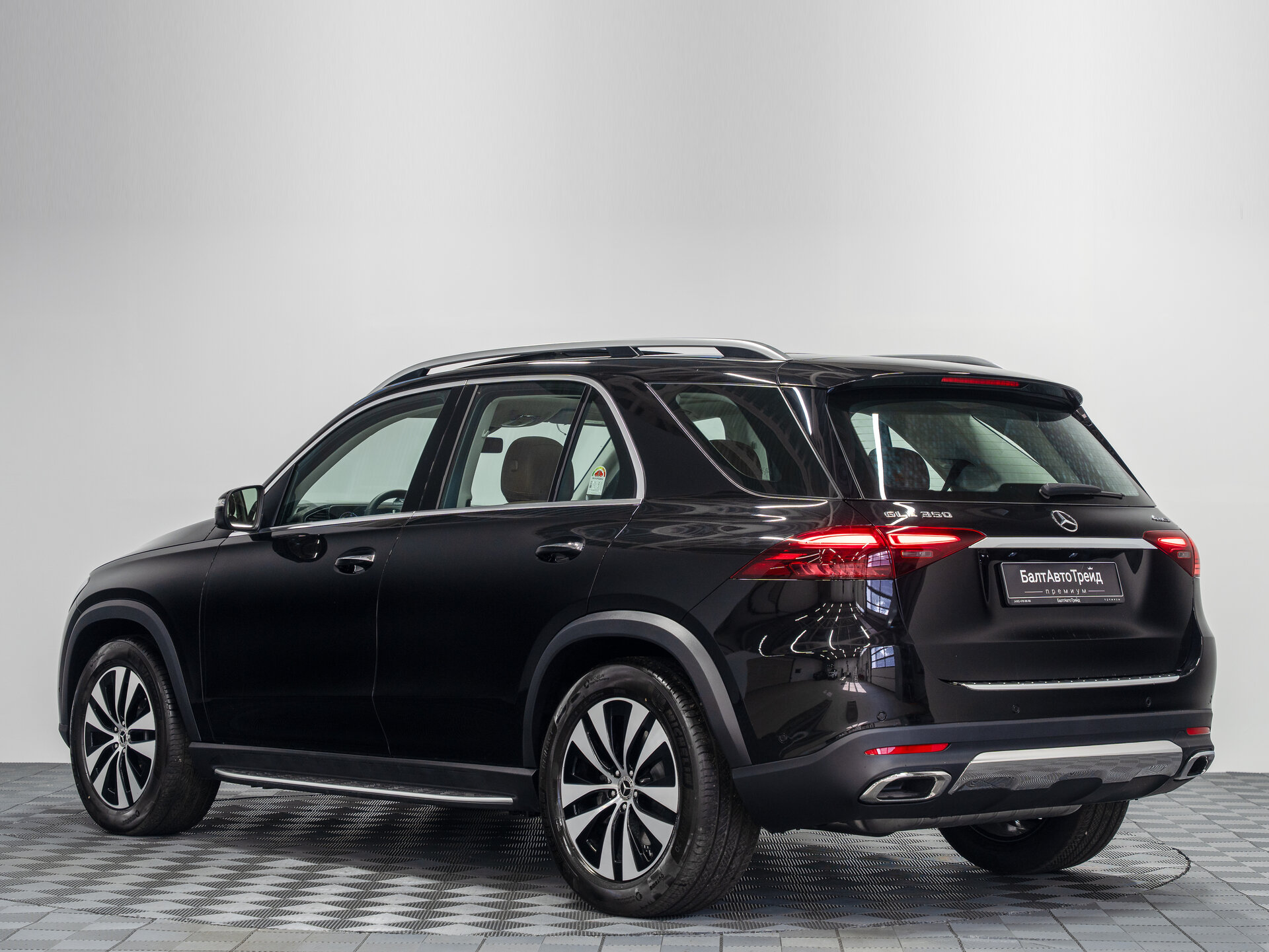 Автомобиль Mercedes-Benz GLE 350 2.0 AT (258 л.с.) 4WD - 9