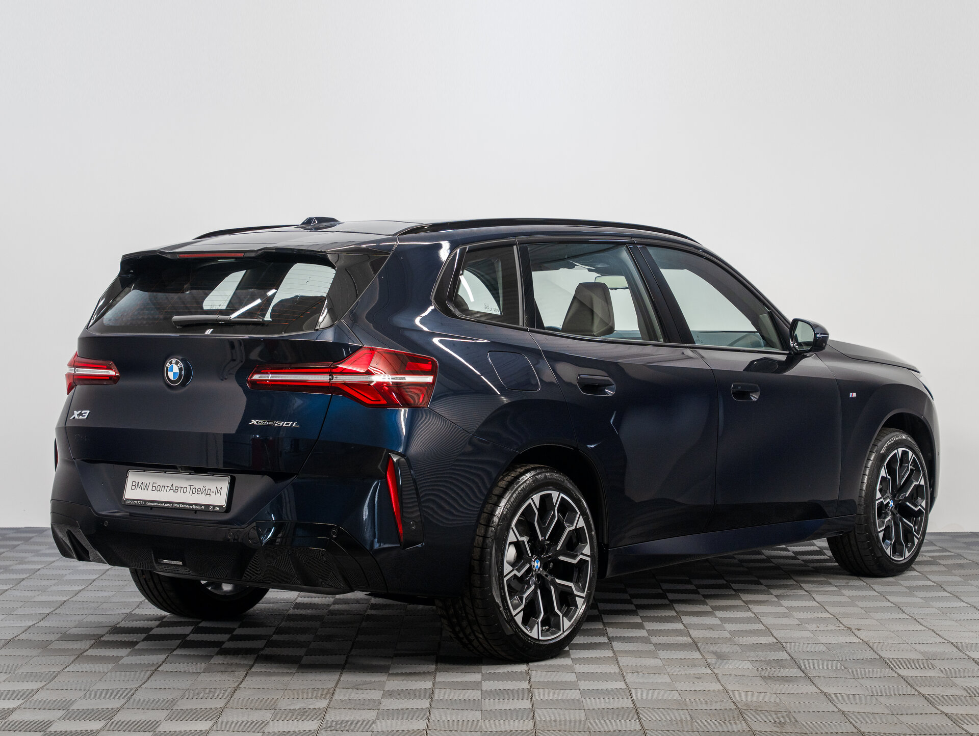 Автомобиль BMW X3 30L xDrive 2.0 AT (258 л.с.) 4WD - 5