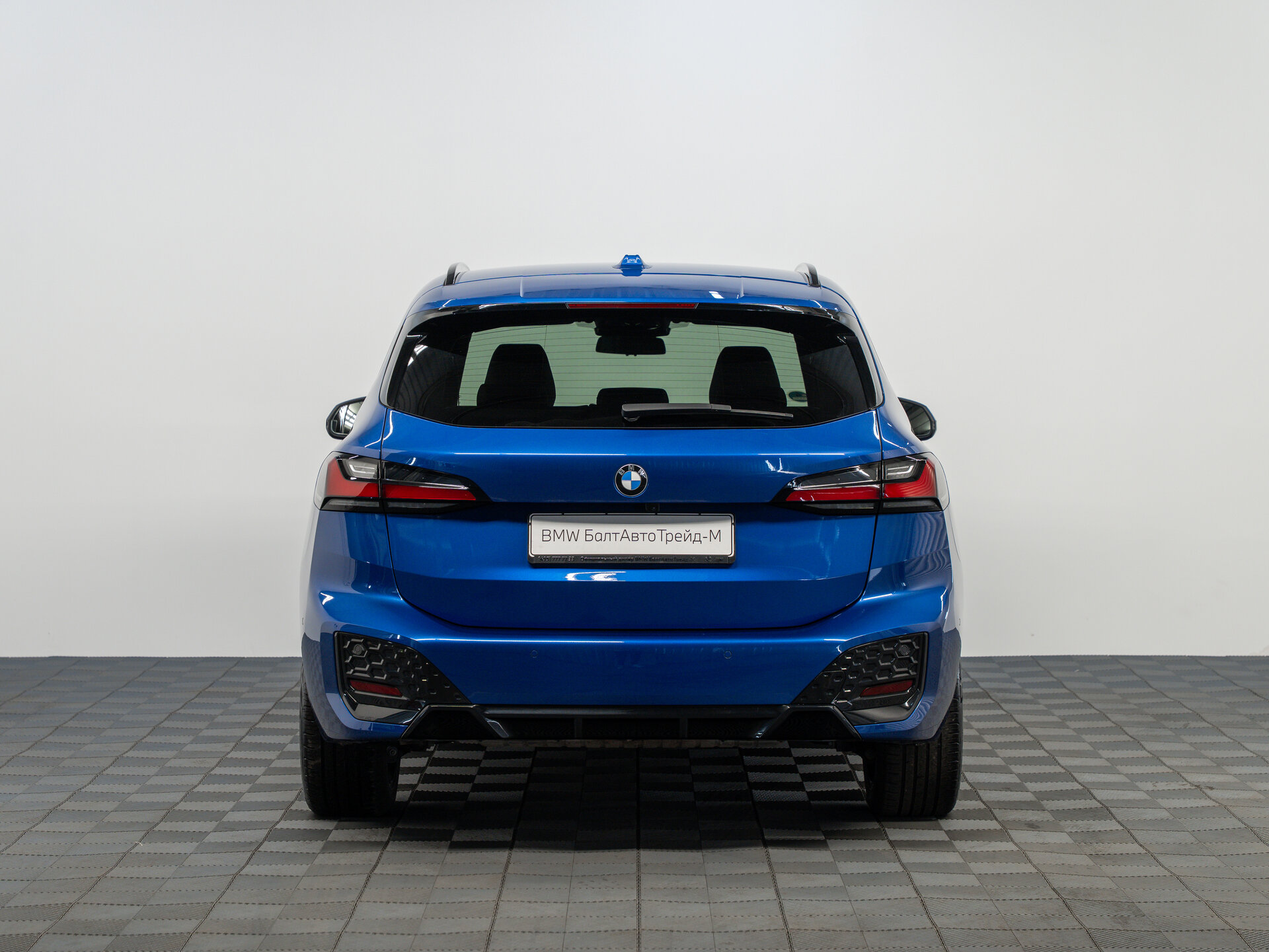Автомобиль BMW 2 серии Active Tourer 218i 1.5 AMT (136 л.с.) - 6