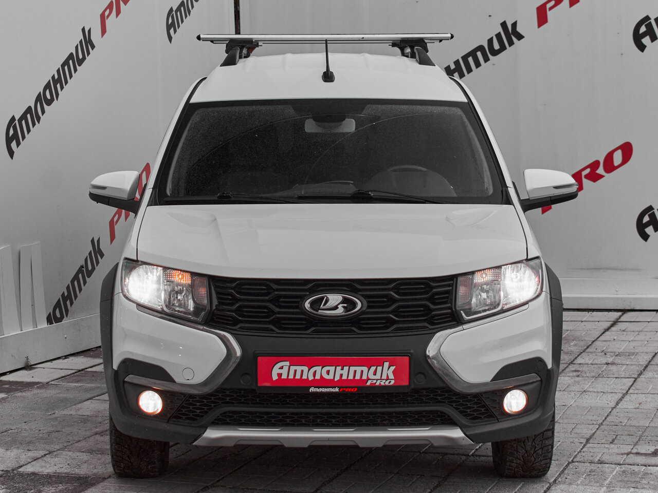Купить Lada (ВАЗ) Largus Cross 1.6 MT (106 л.с.), 2021 в Екатеренбурге