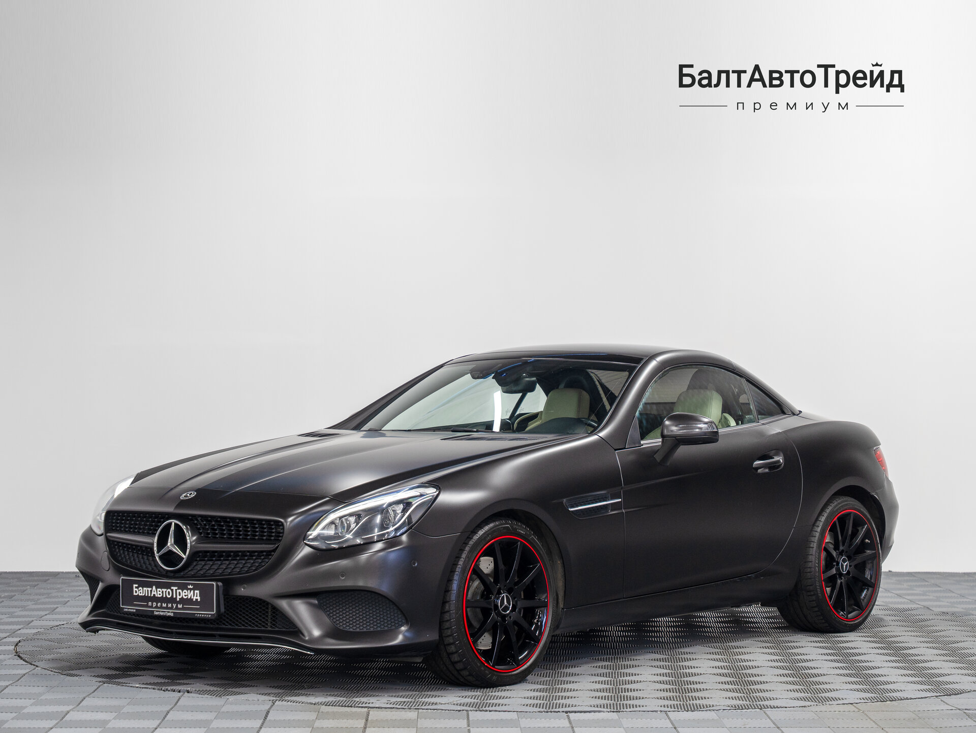 Автомобиль Mercedes-Benz SLC 200 2.0 AT (184 л.с.) - 2