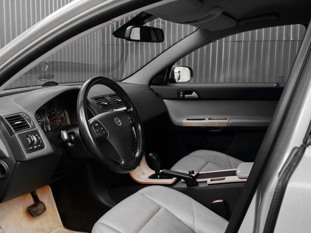 Купить Volvo S40 2.5 AT (230 л.с.) 4WD, 2007 в Екатеренбурге