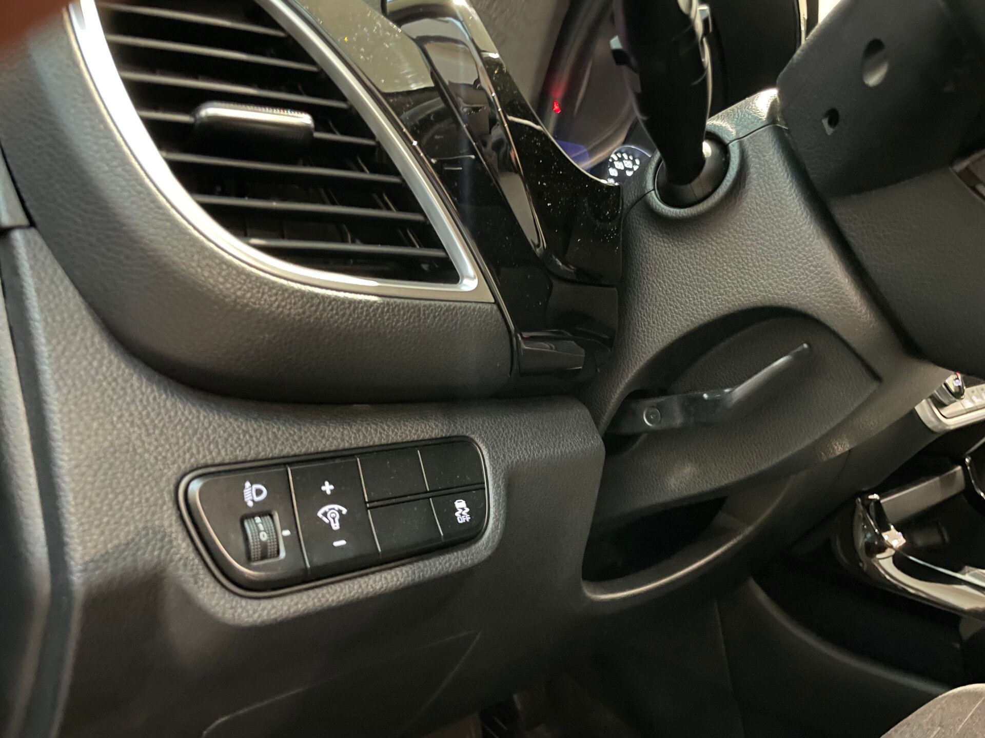 Автомобиль Kia Seltos 2.0 CVT (149 л.с.) - 20