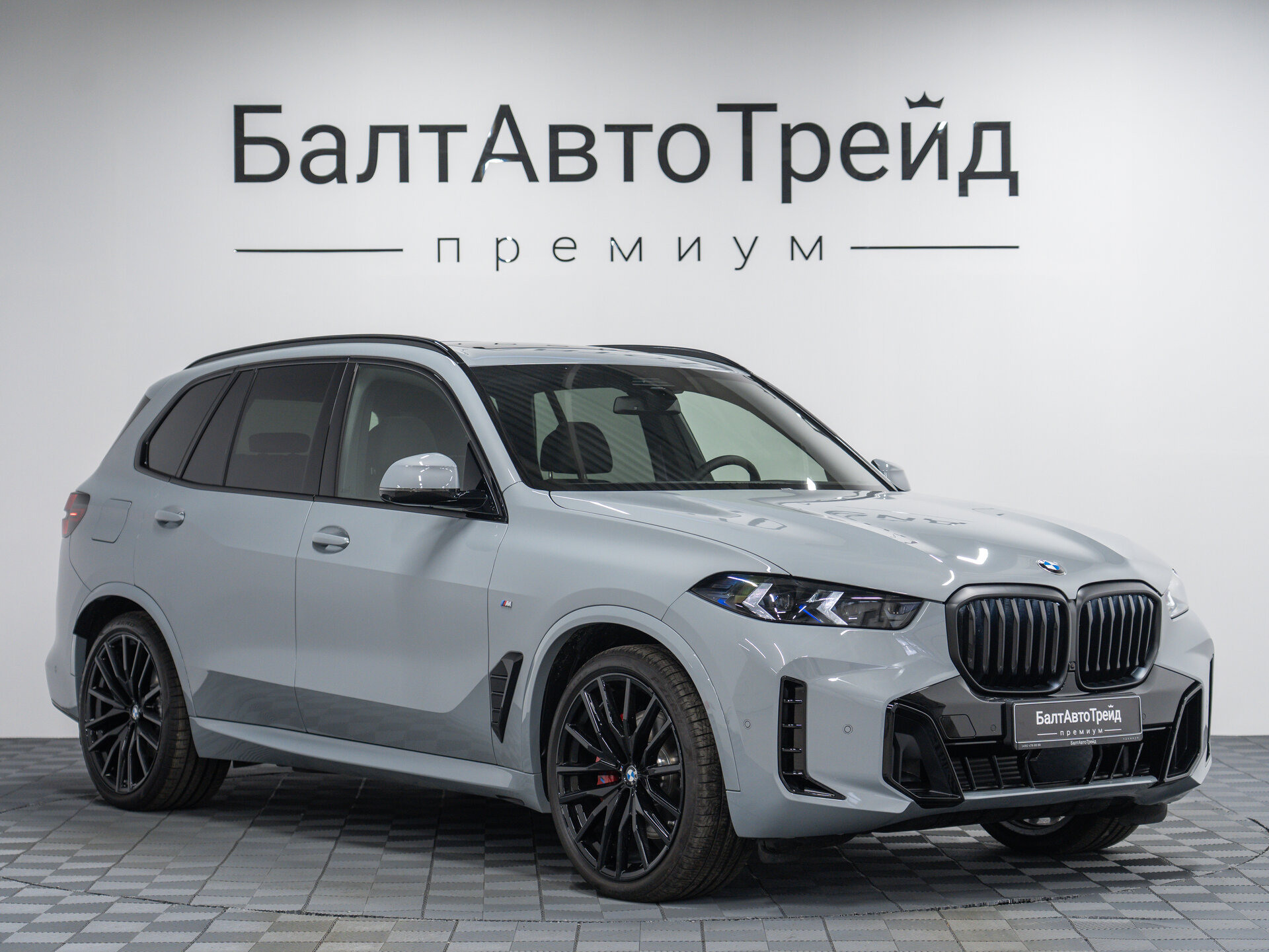 Автомобиль BMW X5 30d 3.0d AT (286 л.с.) 4WD - 5
