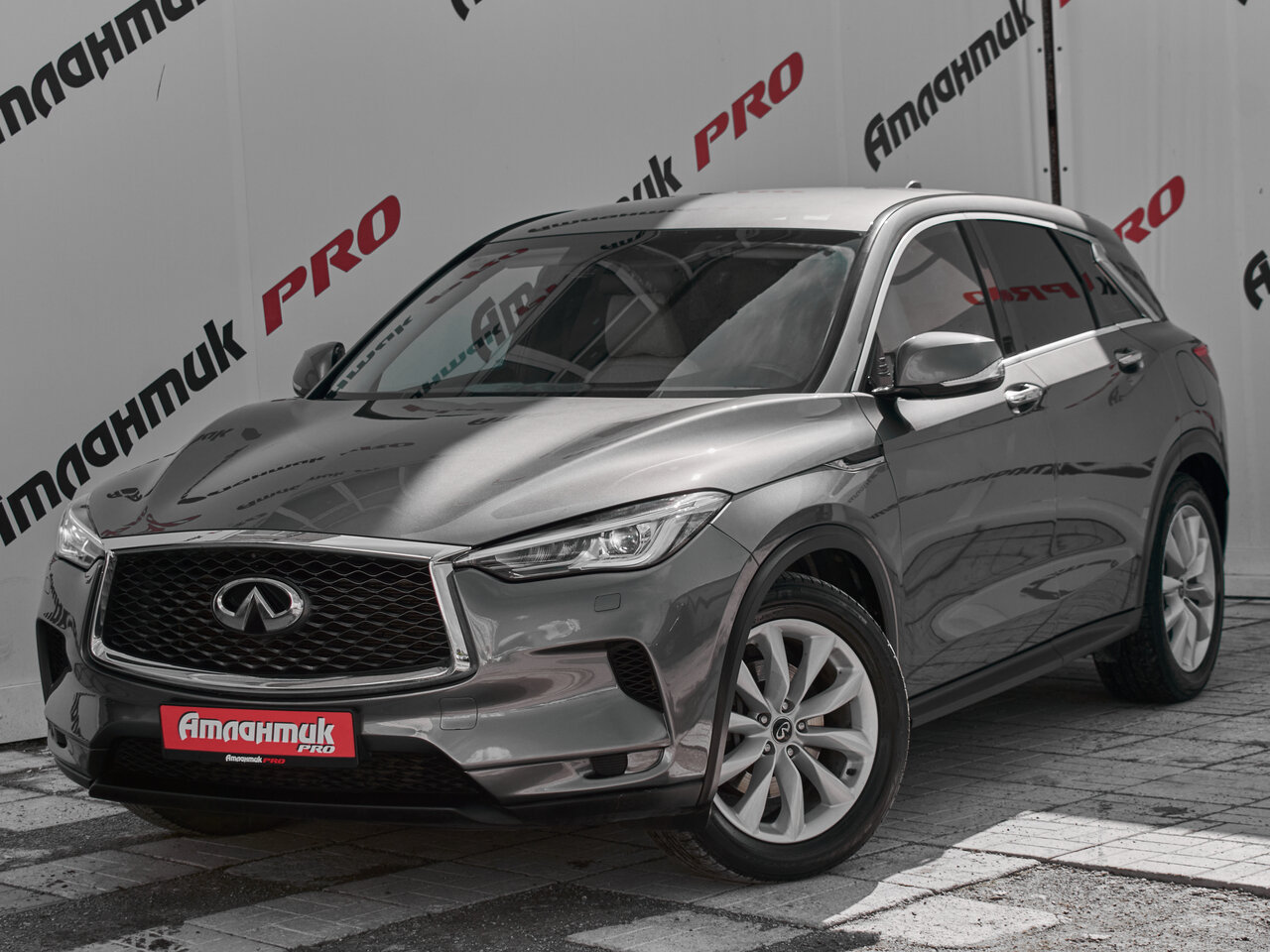 Купить Infiniti QX50 2.0 CVT (249 л.с.) 4WD, 2018 в Екатеренбурге