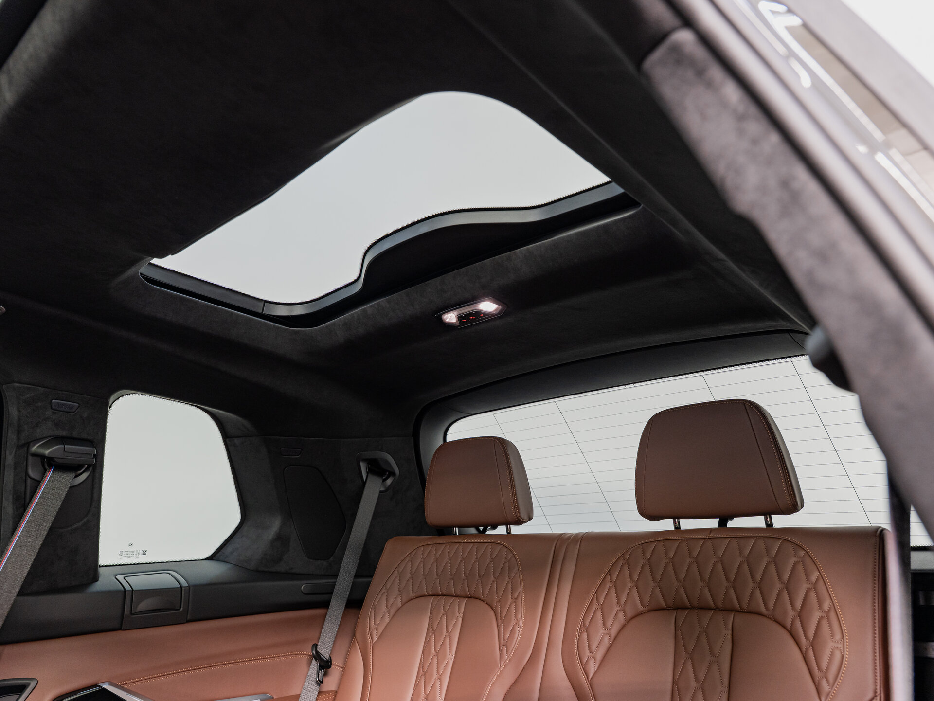 Автомобиль BMW X7 40d 3.0d AT (340 л.с.) 4WD - 19