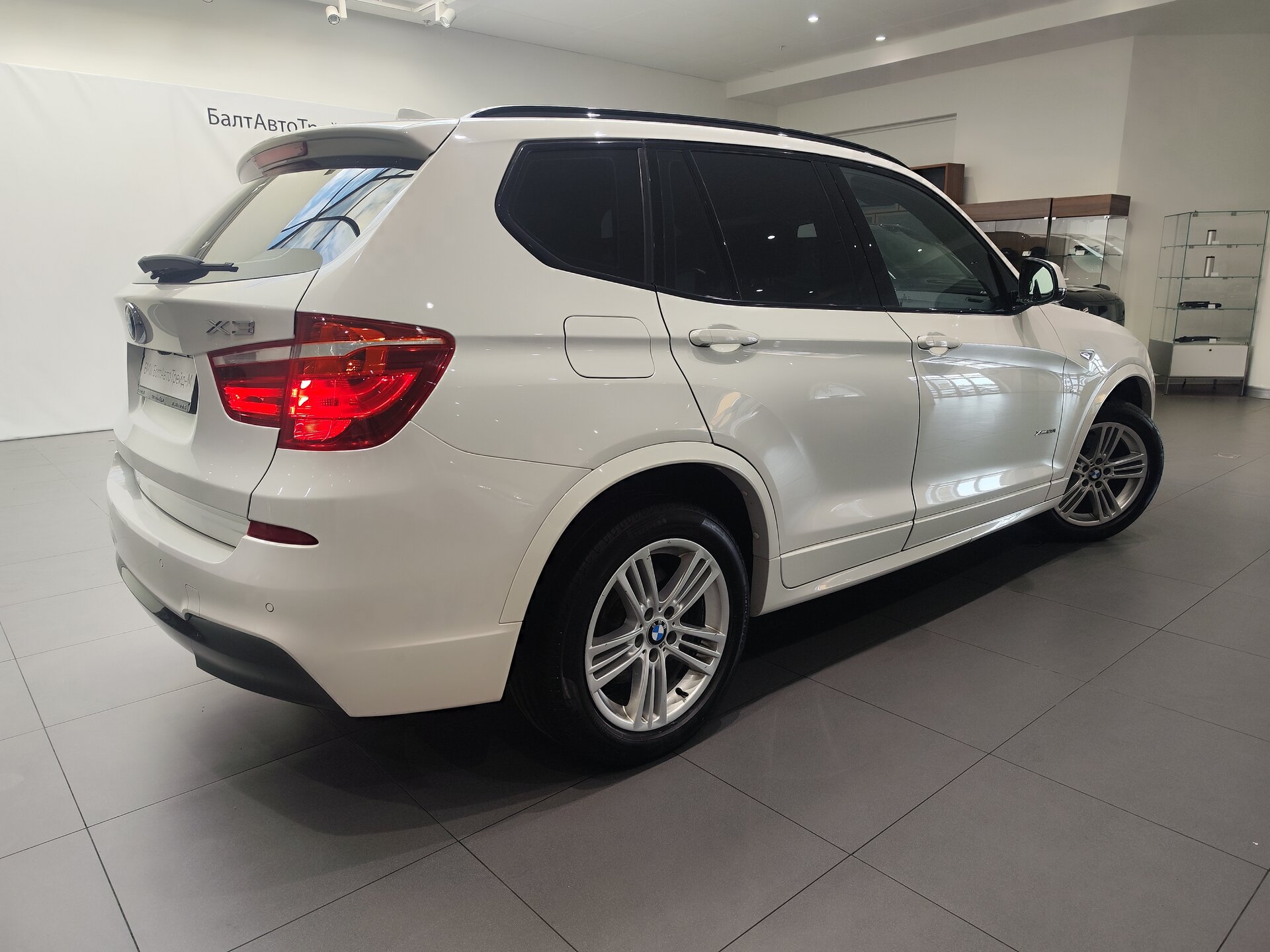 Автомобиль BMW X3 20i xDrive 2.0 AT (184 л.с.) 4WD - 6