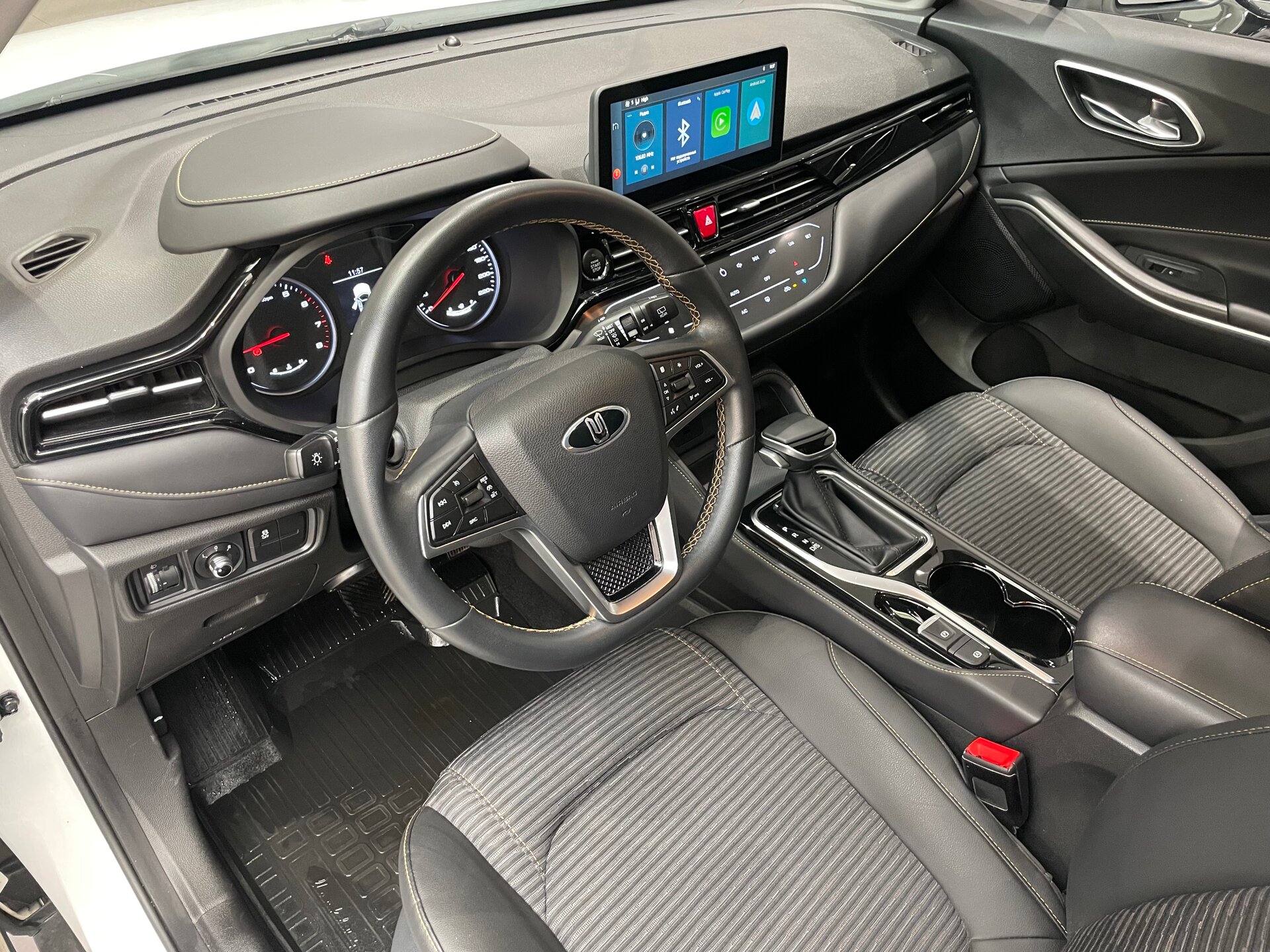 Автомобиль Москвич 3 1.5 CVT (136 л.с.) - 7