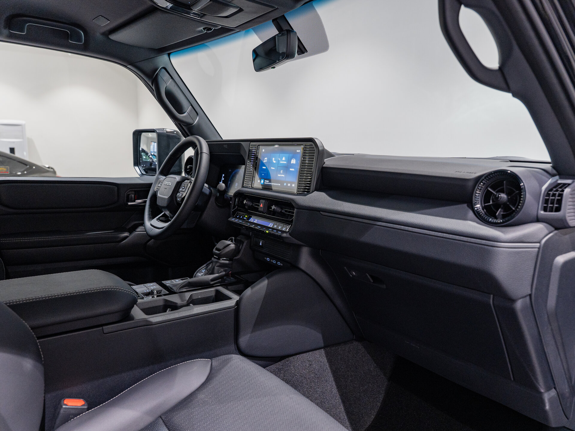 Автомобиль Toyota Land Cruiser Prado 2.8d AT (204 л.с.) 4WD - 11
