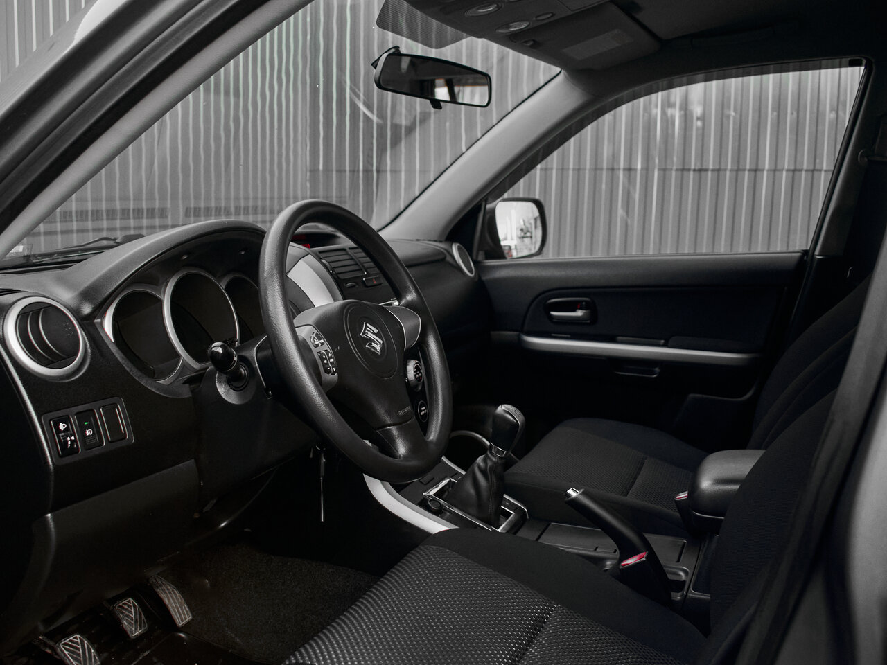 Купить Suzuki Grand Vitara 2.0 MT (140 л.с.) 4WD, 2008 в Екатеренбурге