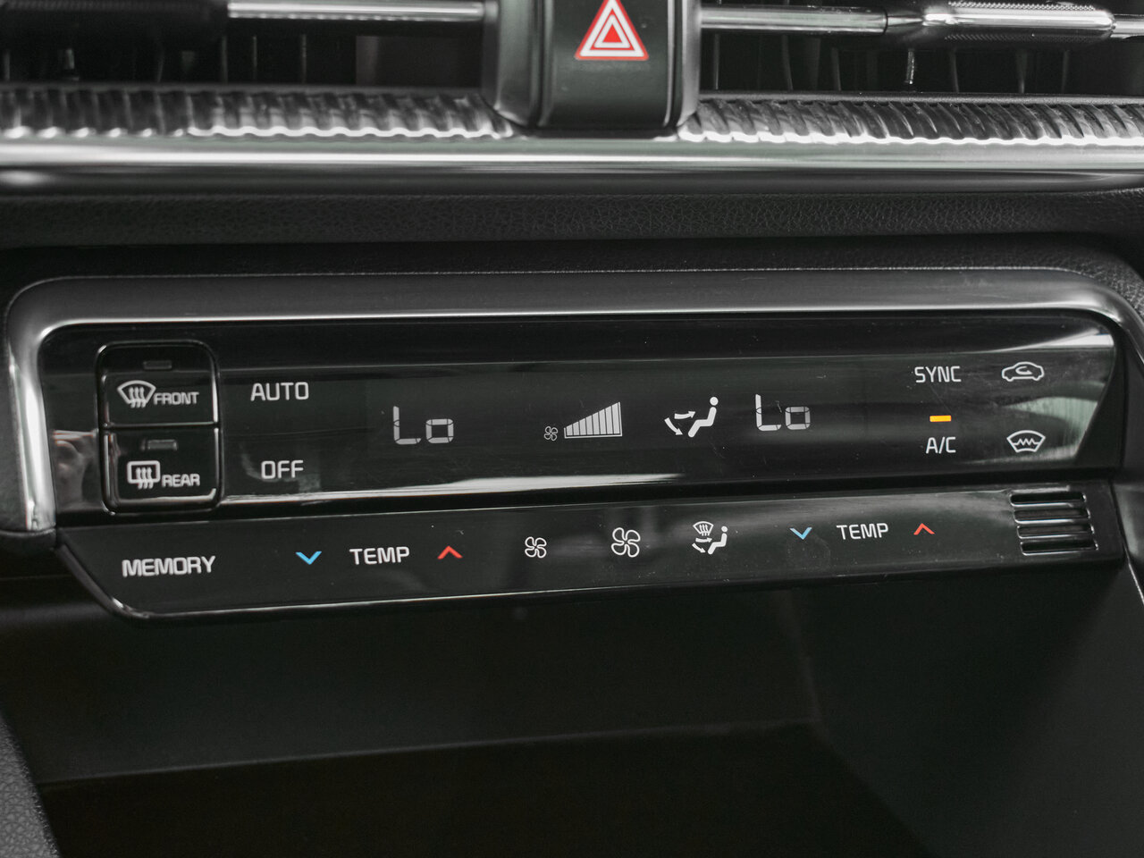 Купить Kia K5 2.0 AT (150 л.с.), 2020 в Екатеренбурге