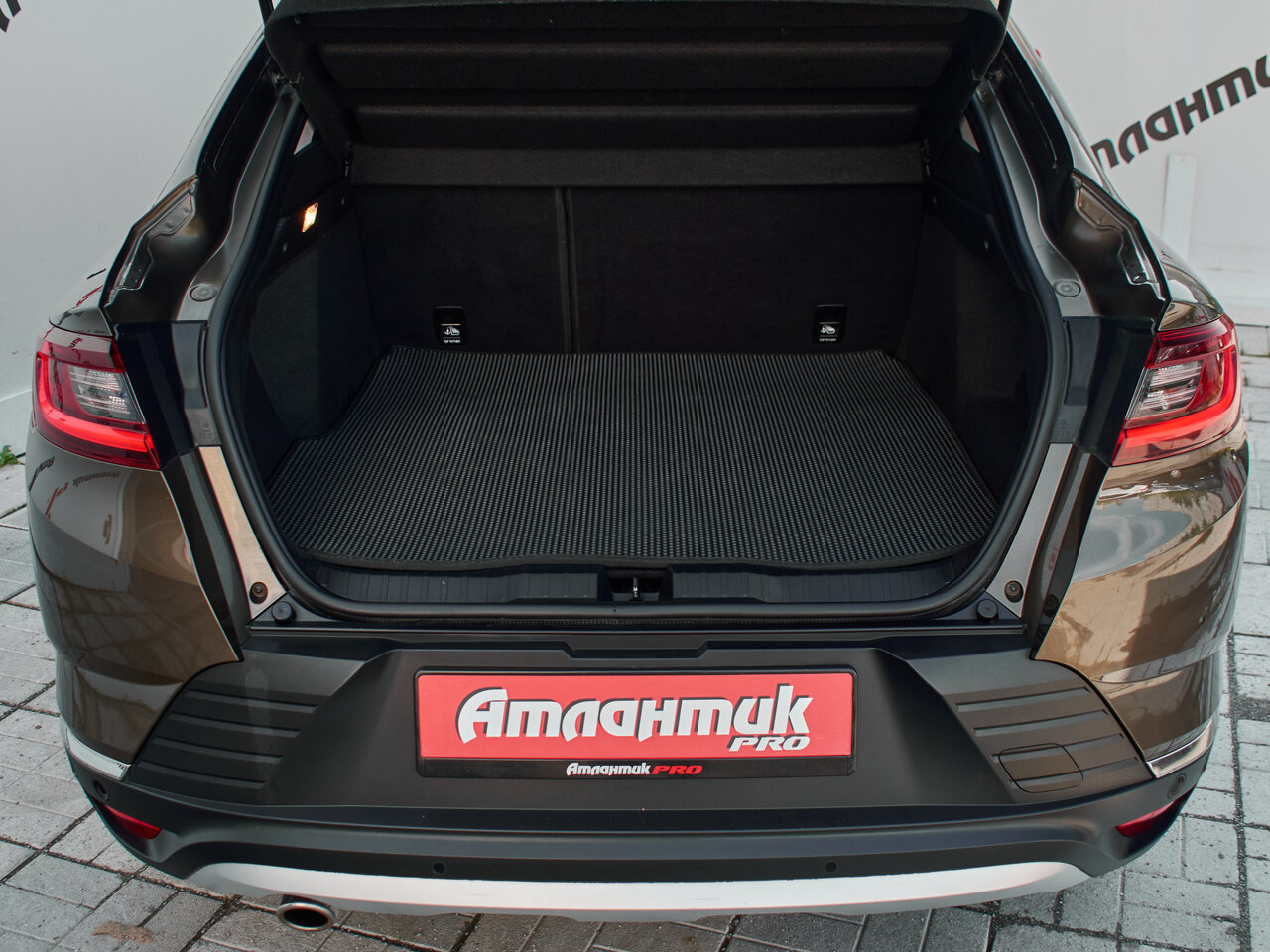 Купить Renault Arkana 1.3 CVT (150 л.с.) 4WD, 2019 в Екатеренбурге