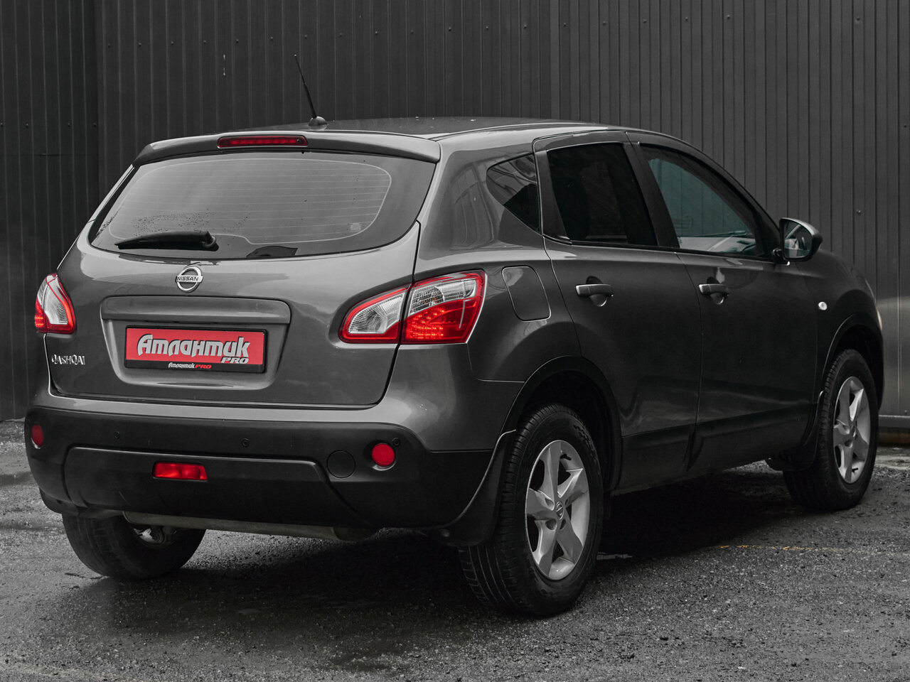 Купить Nissan Qashqai 1.6 CVT (117 л.с.), 2013 в Екатеренбурге