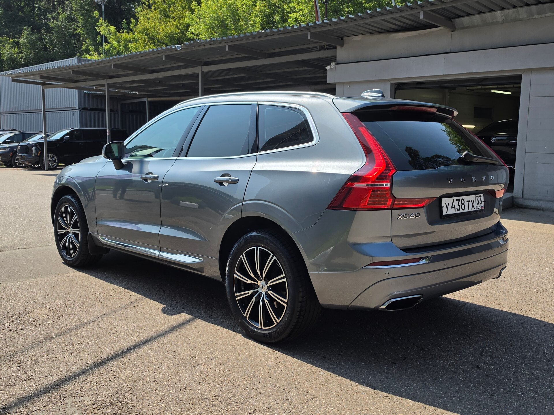 Автомобиль Volvo XC60 2.0 AT (249 л.с.) 4WD - 4