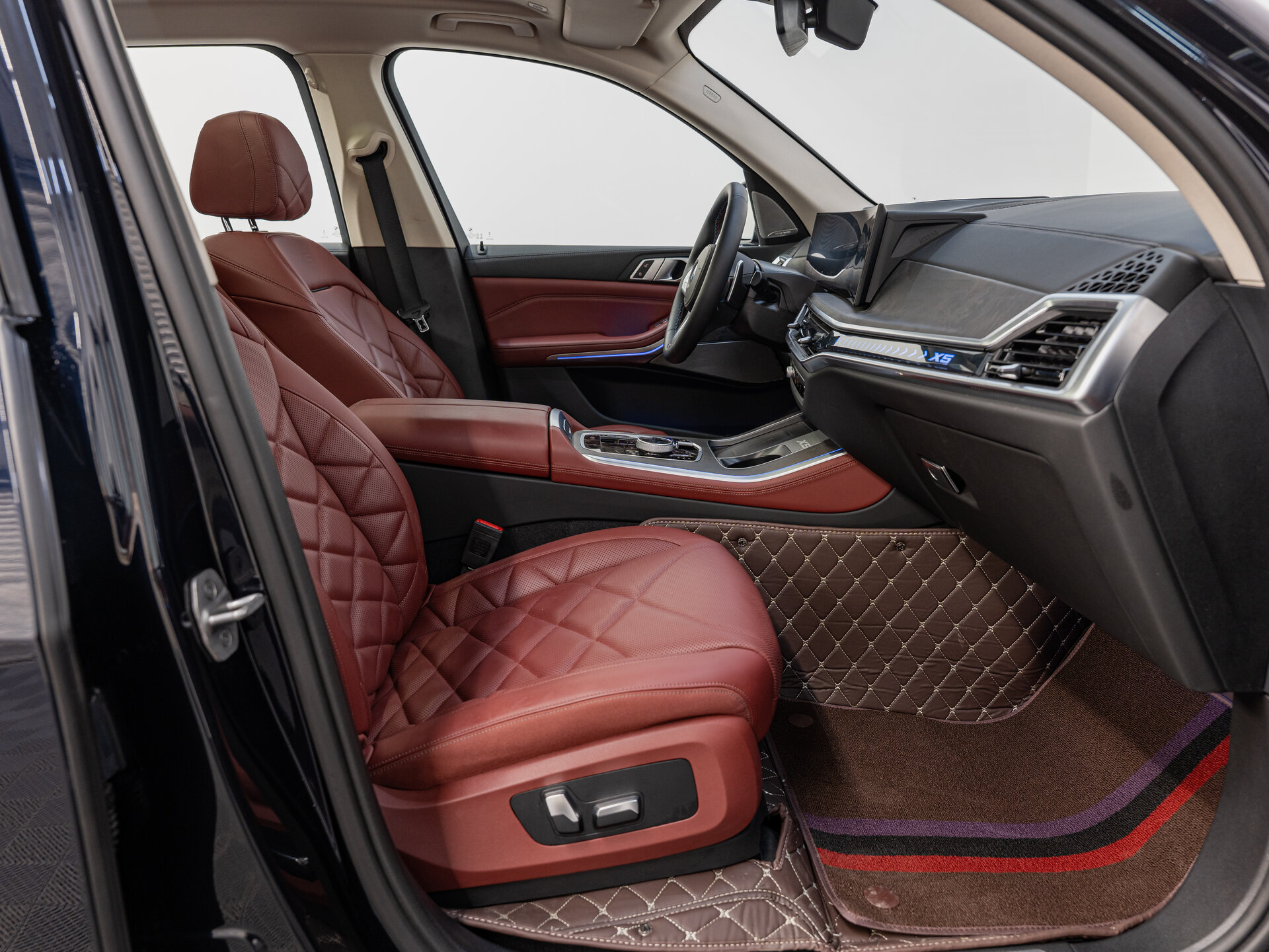 Автомобиль BMW X5 30Li 2.0 AT (258 л.с.) 4WD - 20