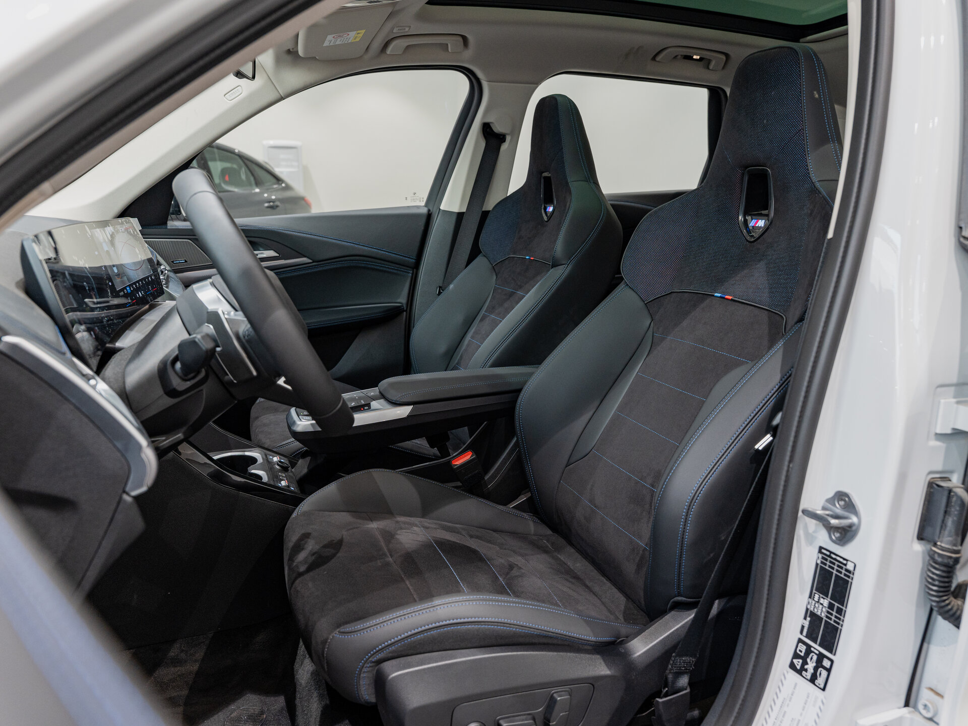 Автомобиль BMW X1 25Li xDrive 2.0 AMT (204 л.с.) 4WD - 11