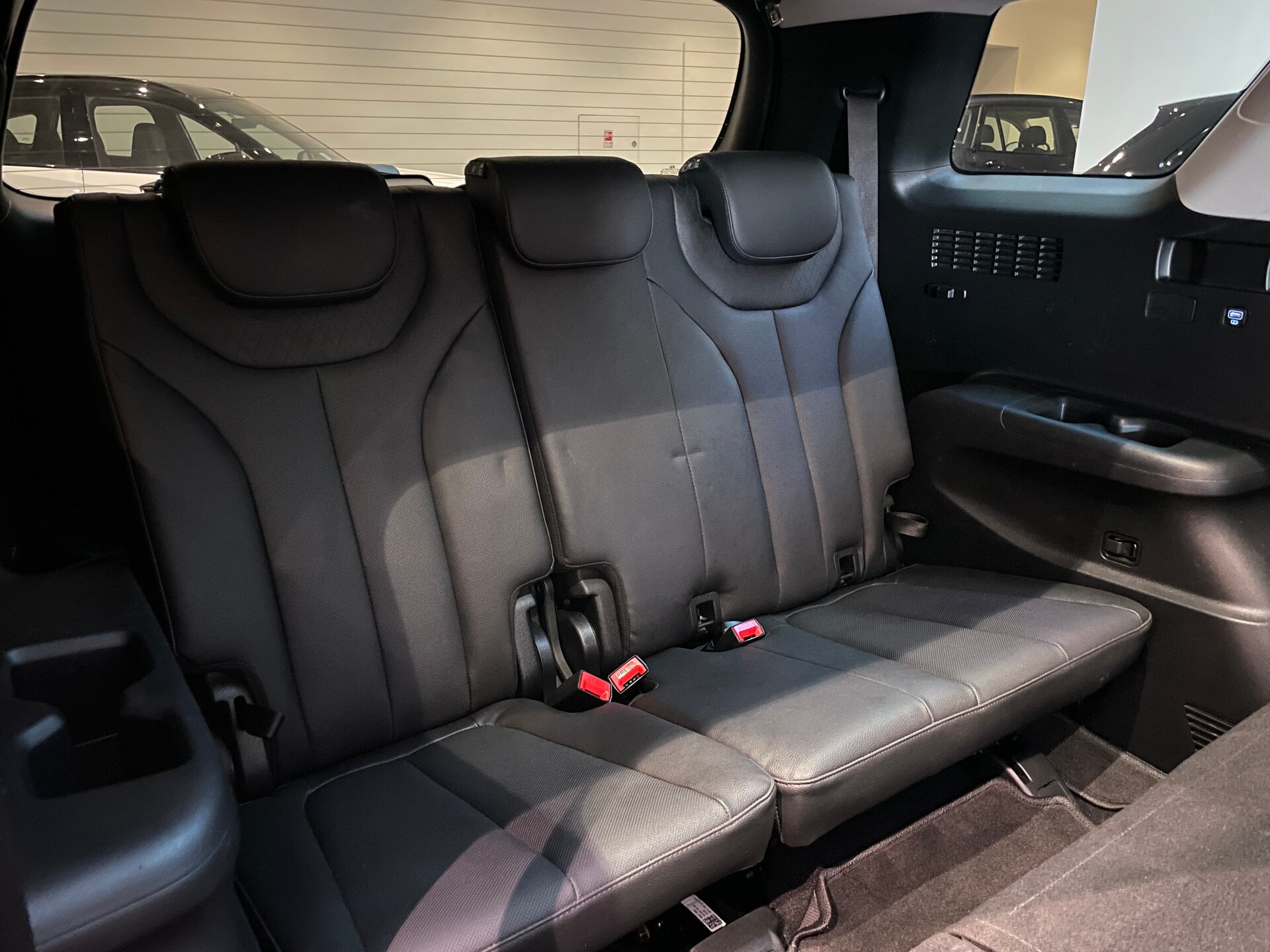 Автомобиль Hyundai Palisade 2.2d AT (200 л.с.) 4WD - 12