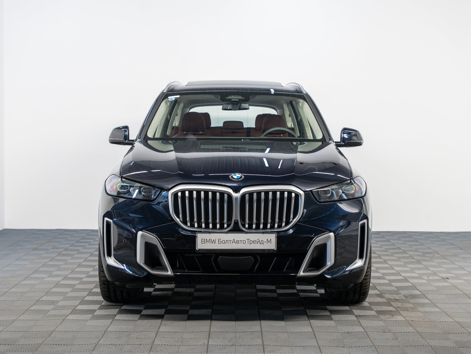 Автомобиль BMW X5 30Li 2.0 AT (258 л.с.) 4WD - 8