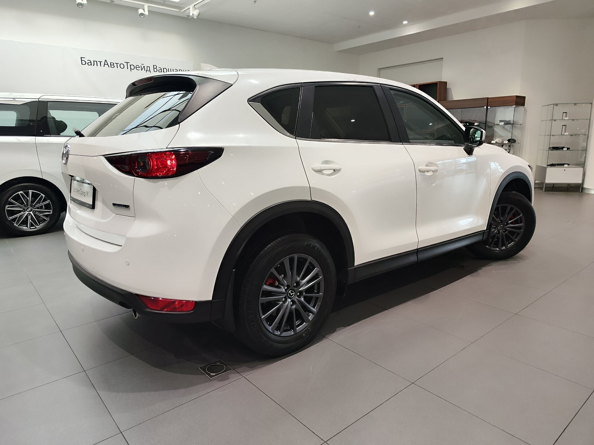Автомобиль Mazda CX-5 2.0 AT (150 л.с.) - 6