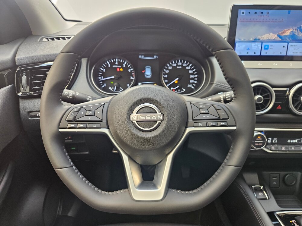 Автомобиль Nissan Qashqai 2.0 CVT (140 л.с.) - 10