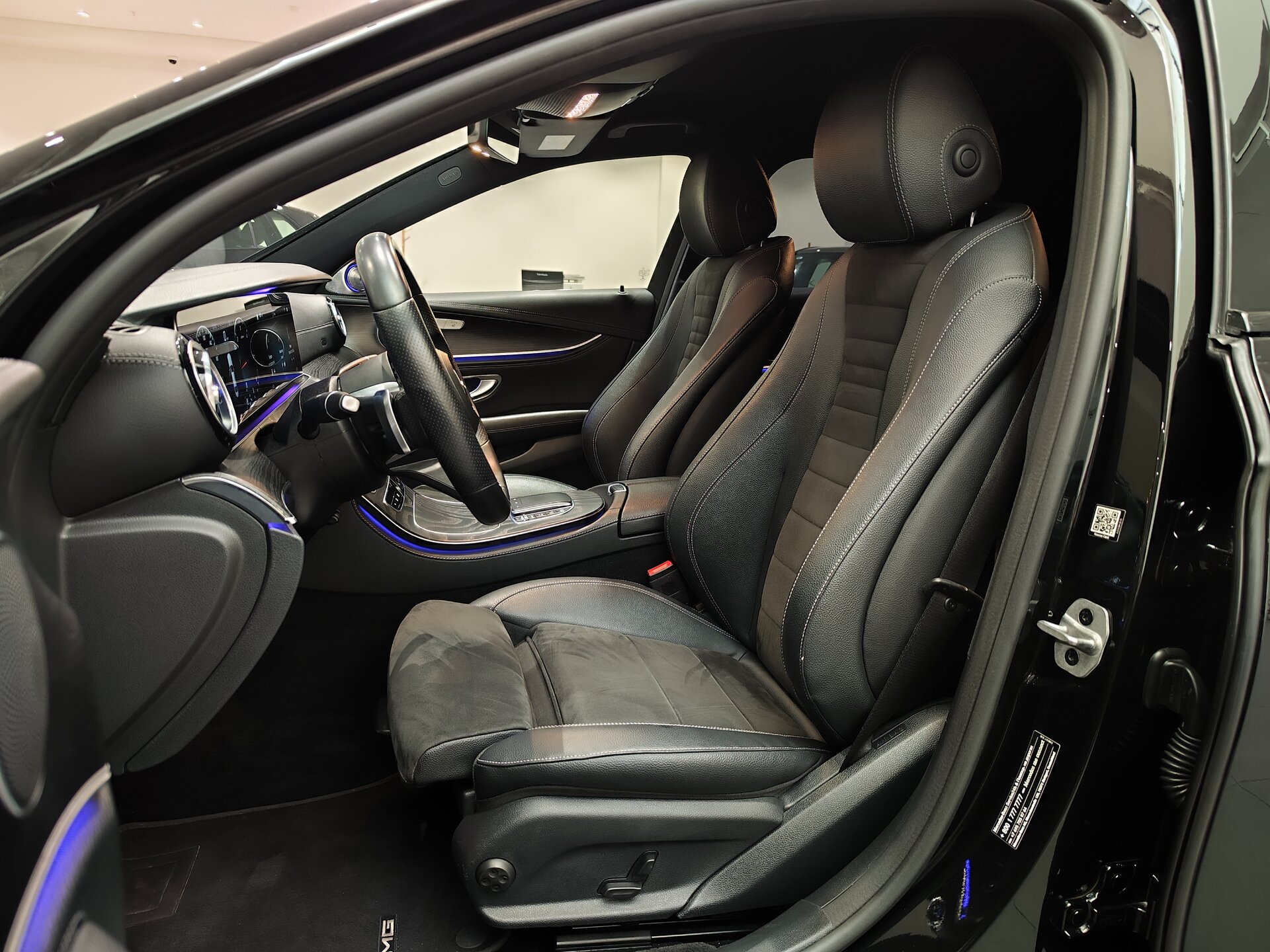 Автомобиль Mercedes-Benz E-Класс 220 d 2.0d AT (194 л.с.) 4WD - 8