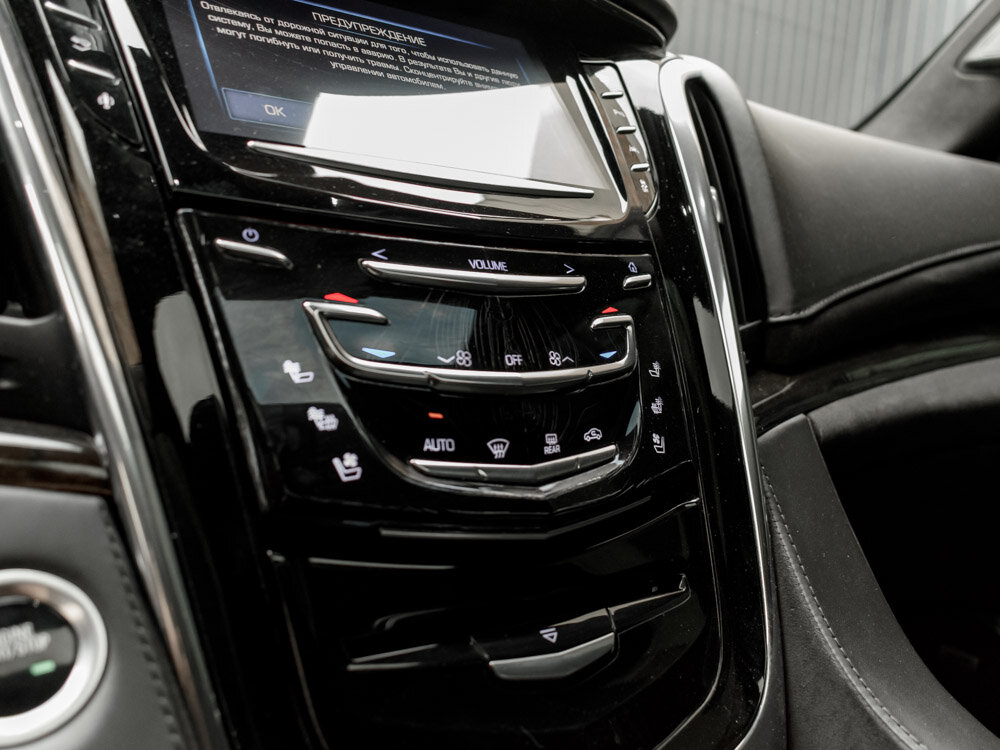 Купить Cadillac Escalade ESV 6.2 AT (409 л.с.) 4WD, 2016 в Екатеренбурге