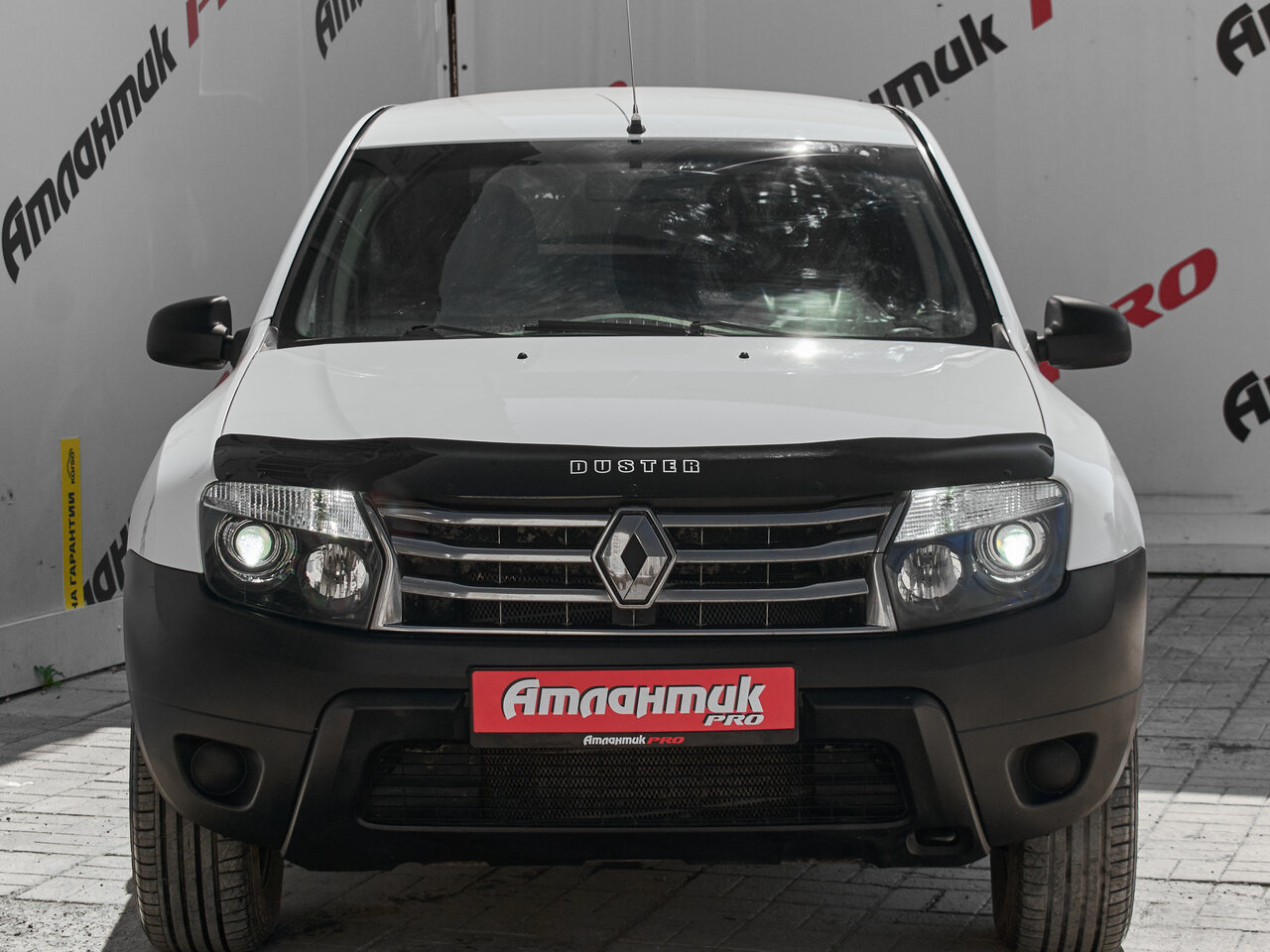 Купить Renault Duster 1.6 MT (102 л.с.) 4WD, 2014 в Екатеренбурге