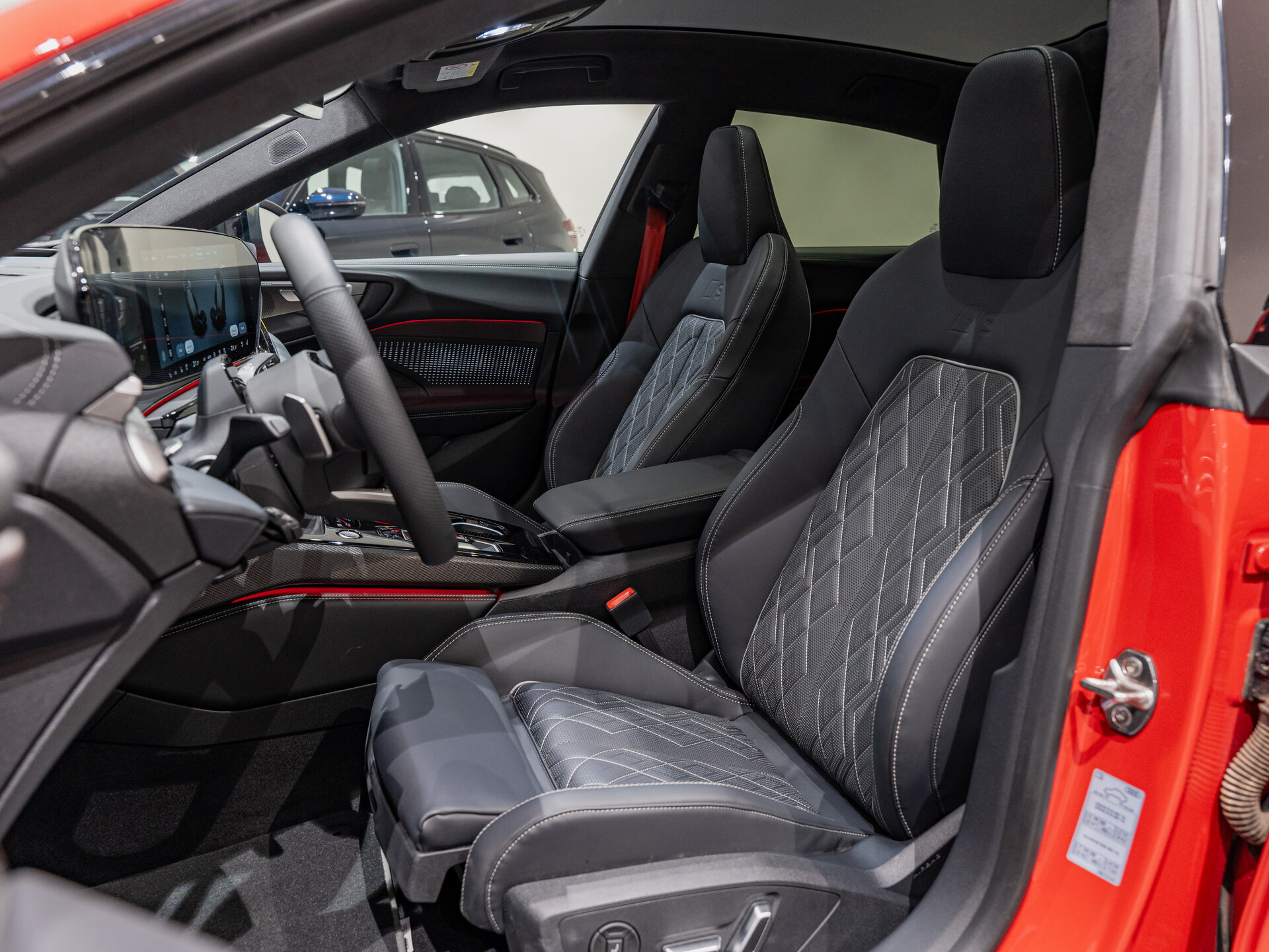 Автомобиль Audi A5 L 2.0 AMT (204 л.с.) 4WD - 19