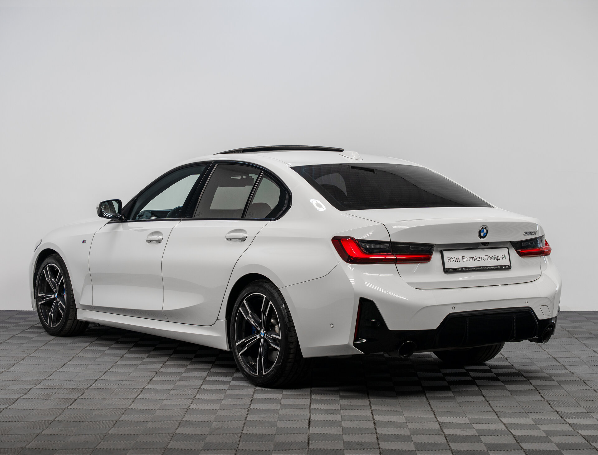 Автомобиль BMW 3 серии 320i 2.0 AT (184 л.с.) - 7