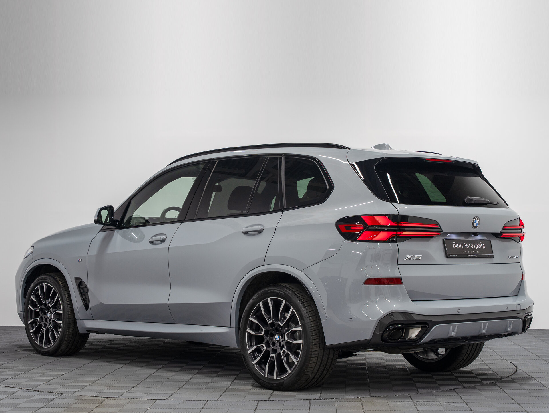 Автомобиль BMW X5 40d 3.0d AT (352 л.с.) 4WD - 10