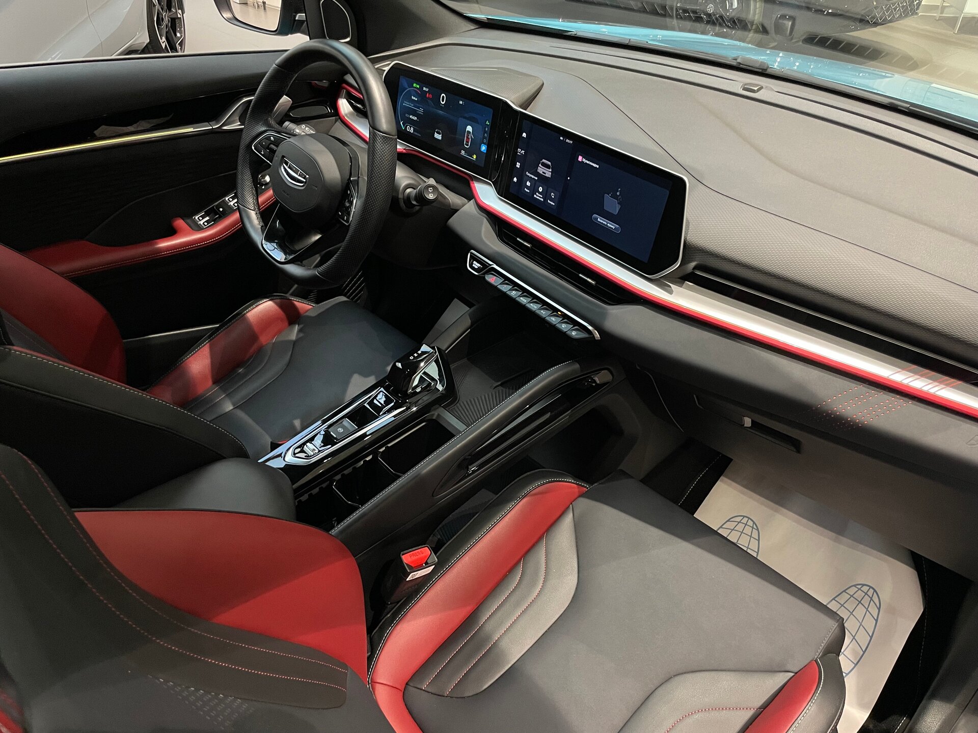 Автомобиль Geely Coolray 1.5 AMT (147 л.с.) - 11
