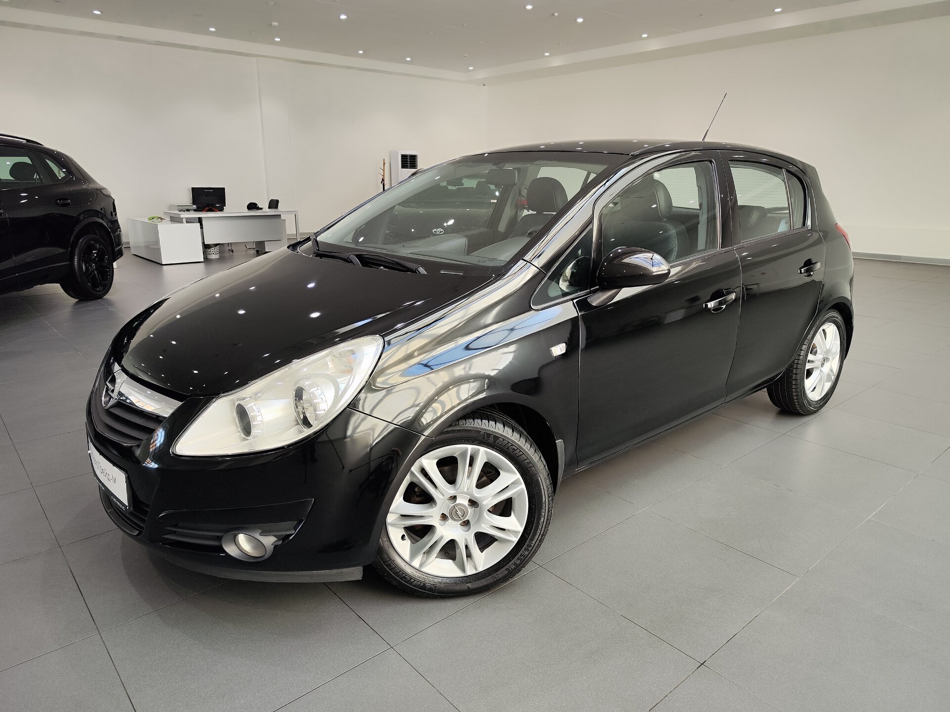 Автомобиль Opel Corsa 1.4 AT (100 л.с.) - 1