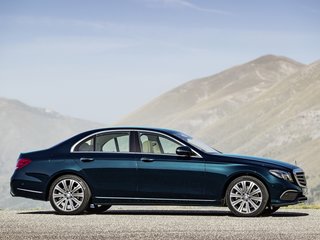 2020 Mercedes-Benz E-Класс 200 V (W213, S213, C238), чёрный, 2200000 рублей, вид 2